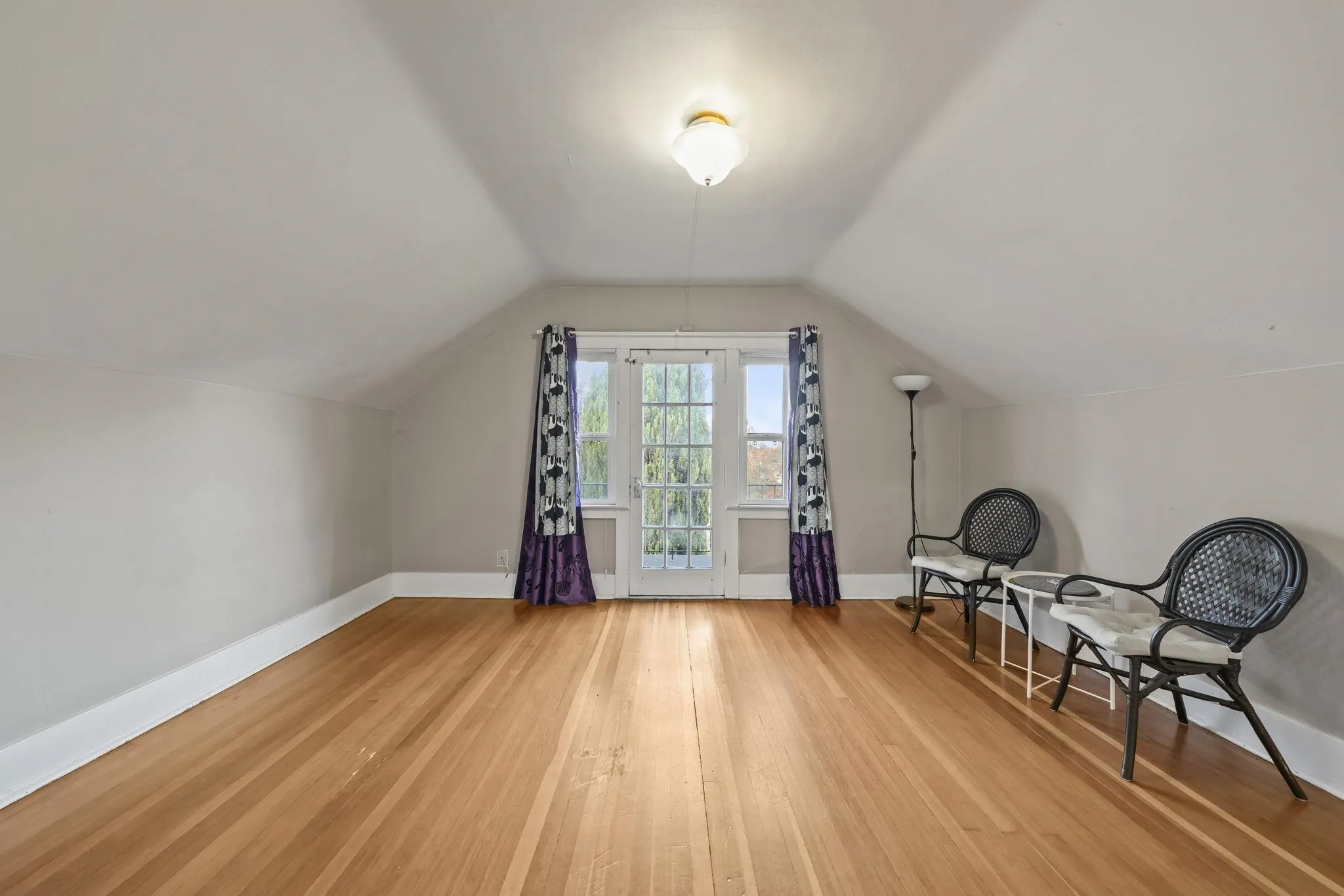 3588 W King Edward Avenue