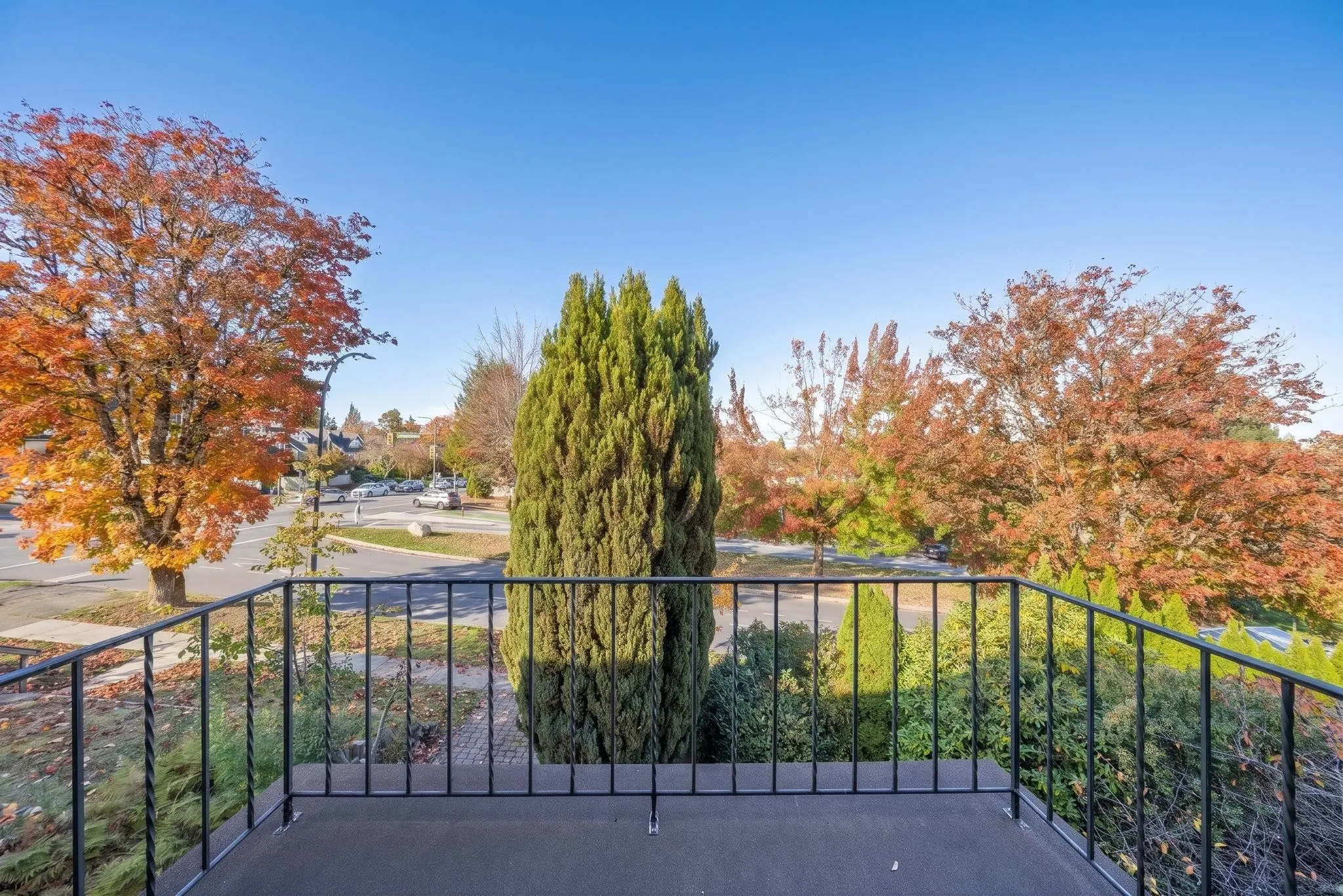 3588 W King Edward Avenue