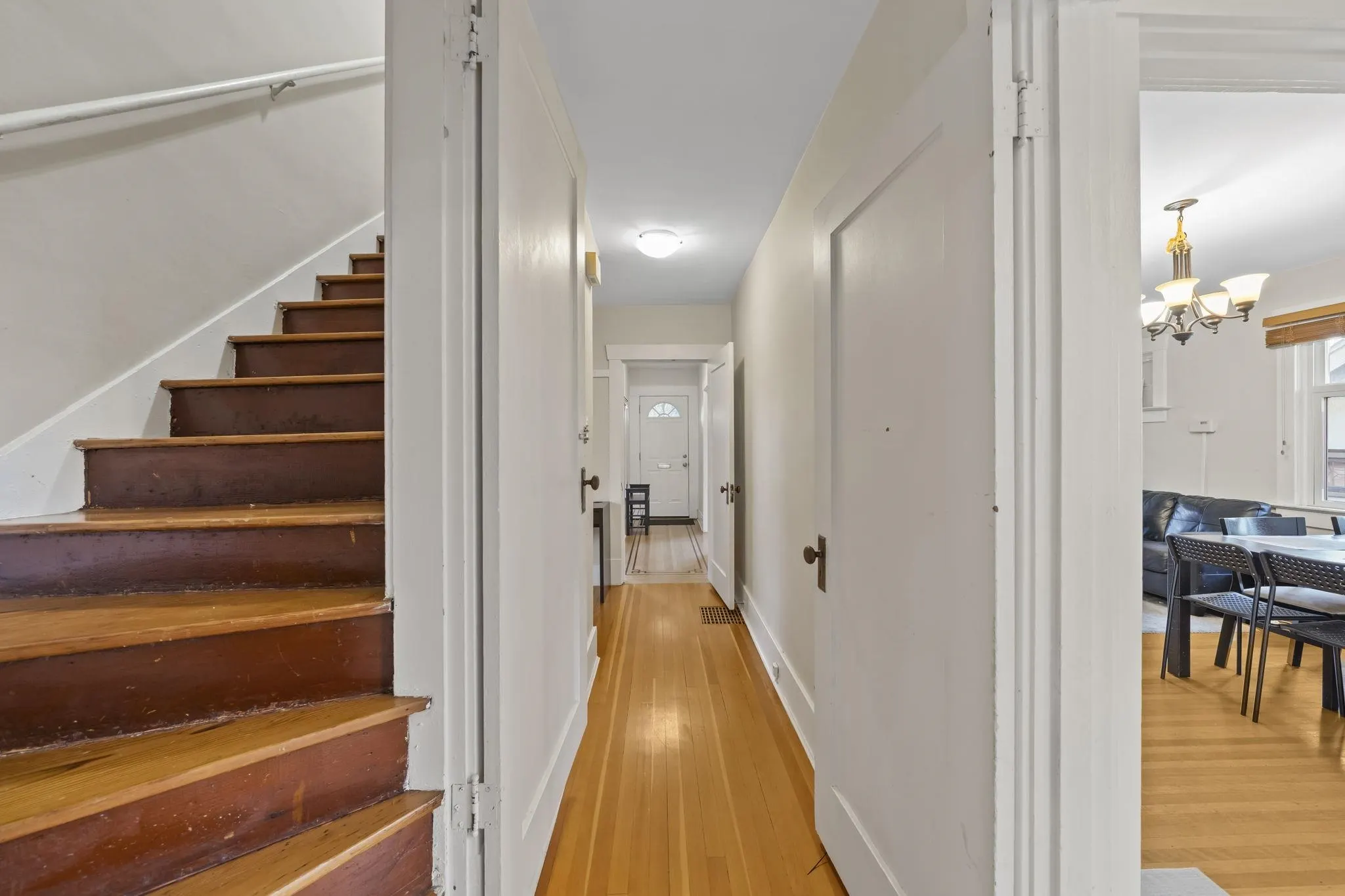 3588 W King Edward Avenue