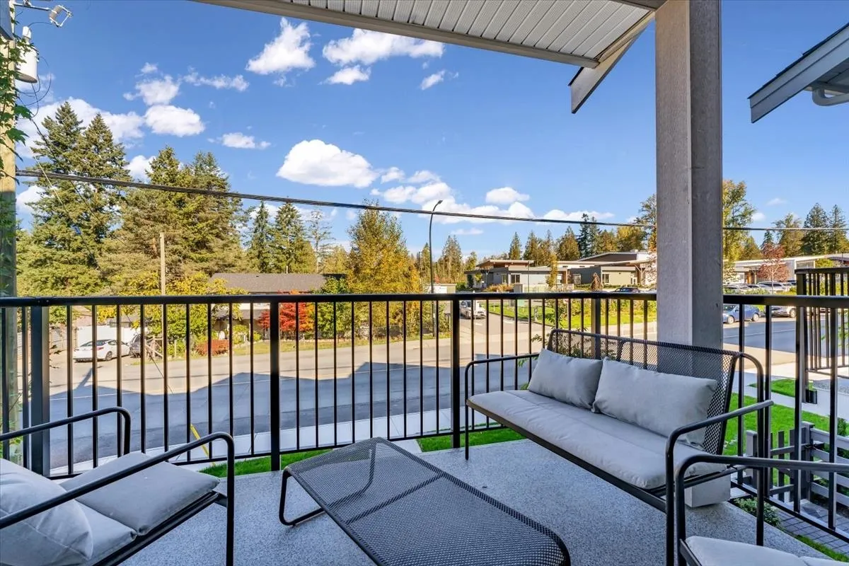 10392 240a Street #2