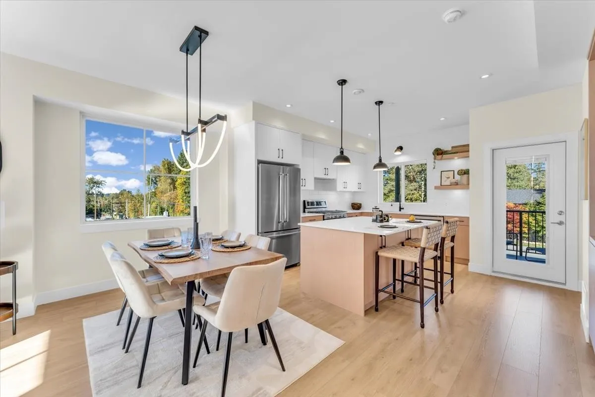 10392 240a Street #2