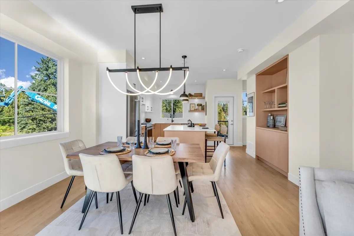 10392 240a Street #2