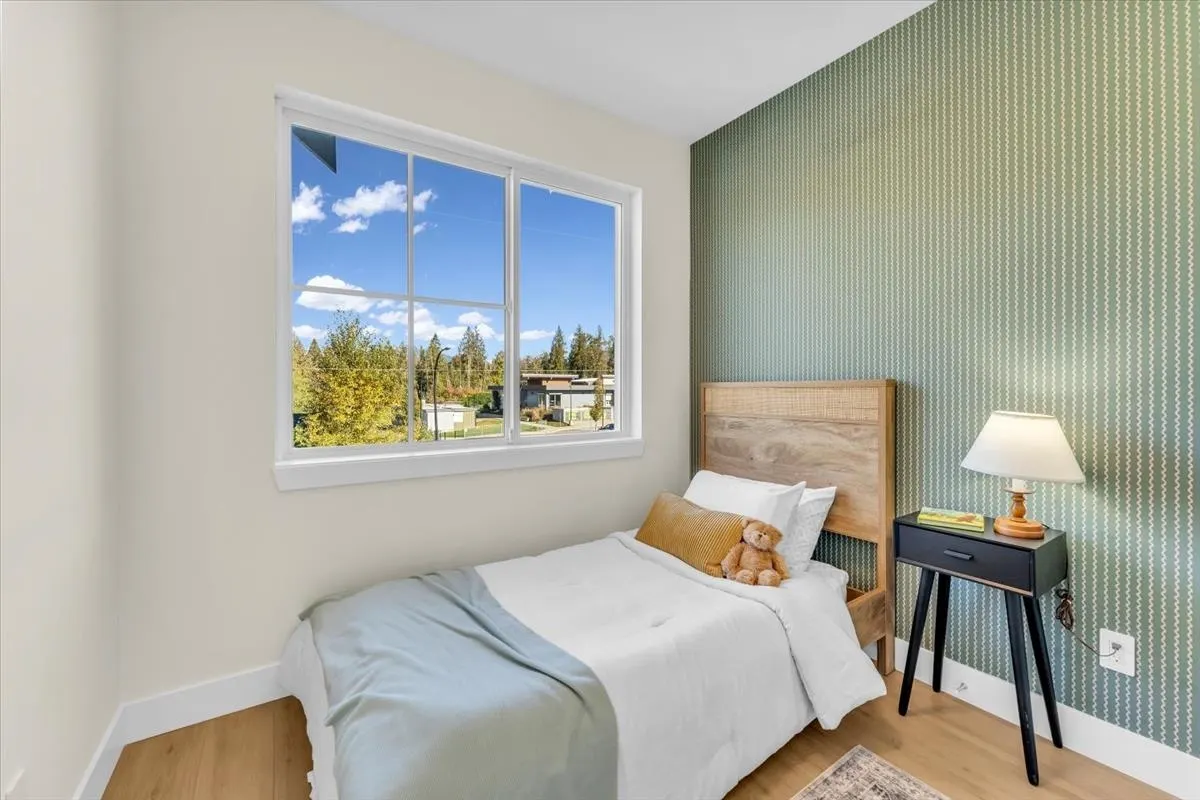 10392 240a Street #2