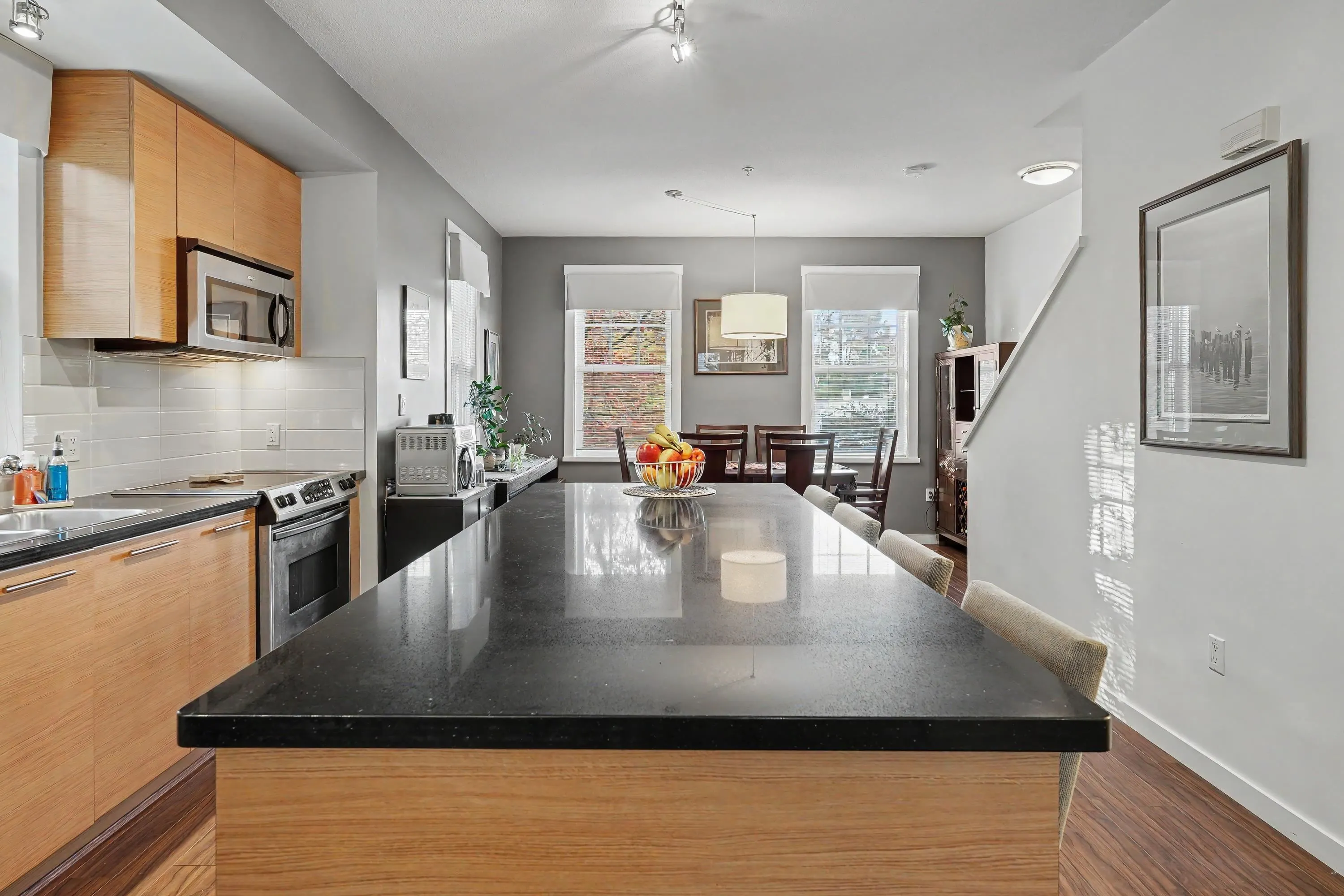 2495 Davies Avenue #4