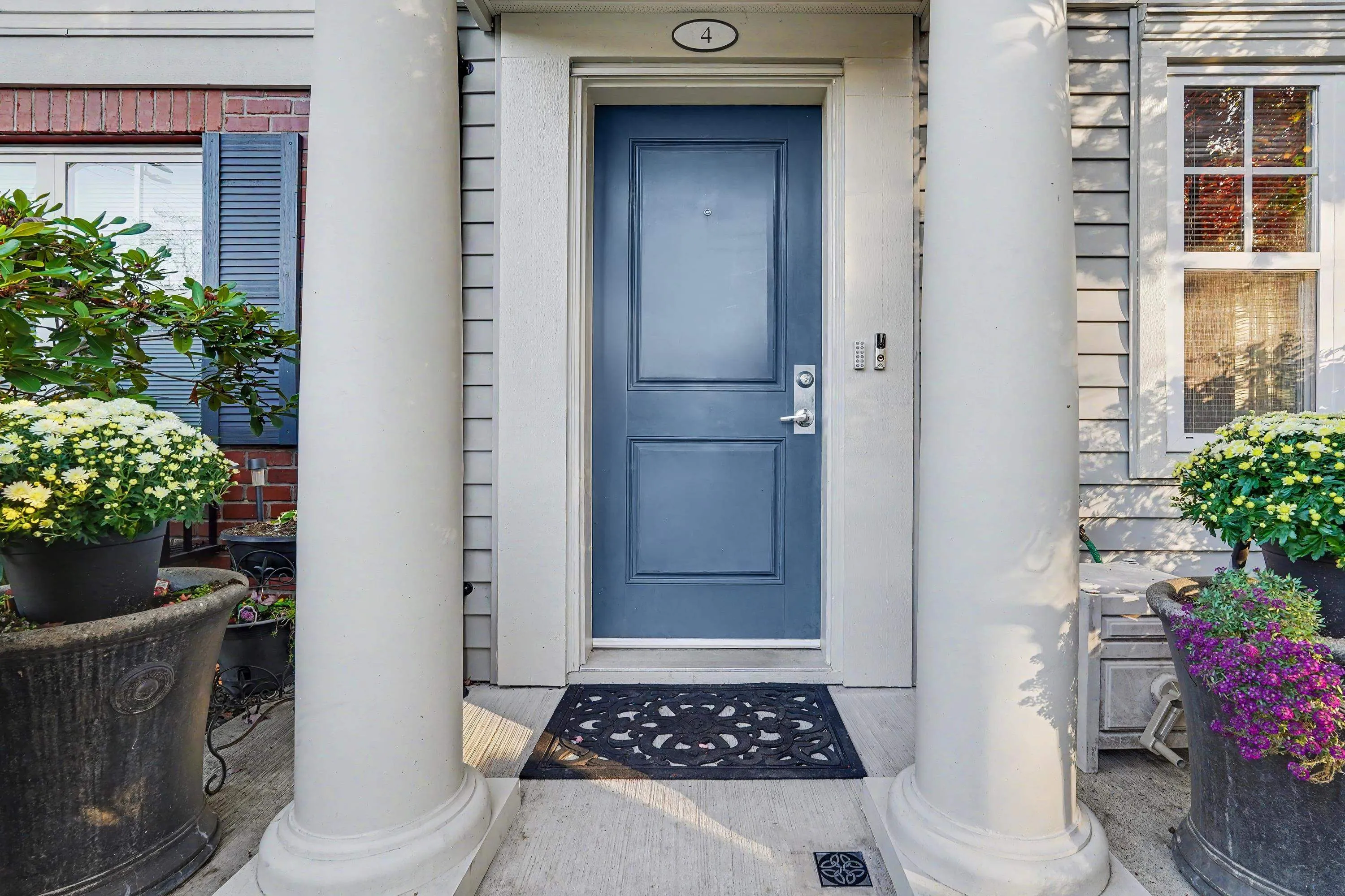 2495 Davies Avenue #4