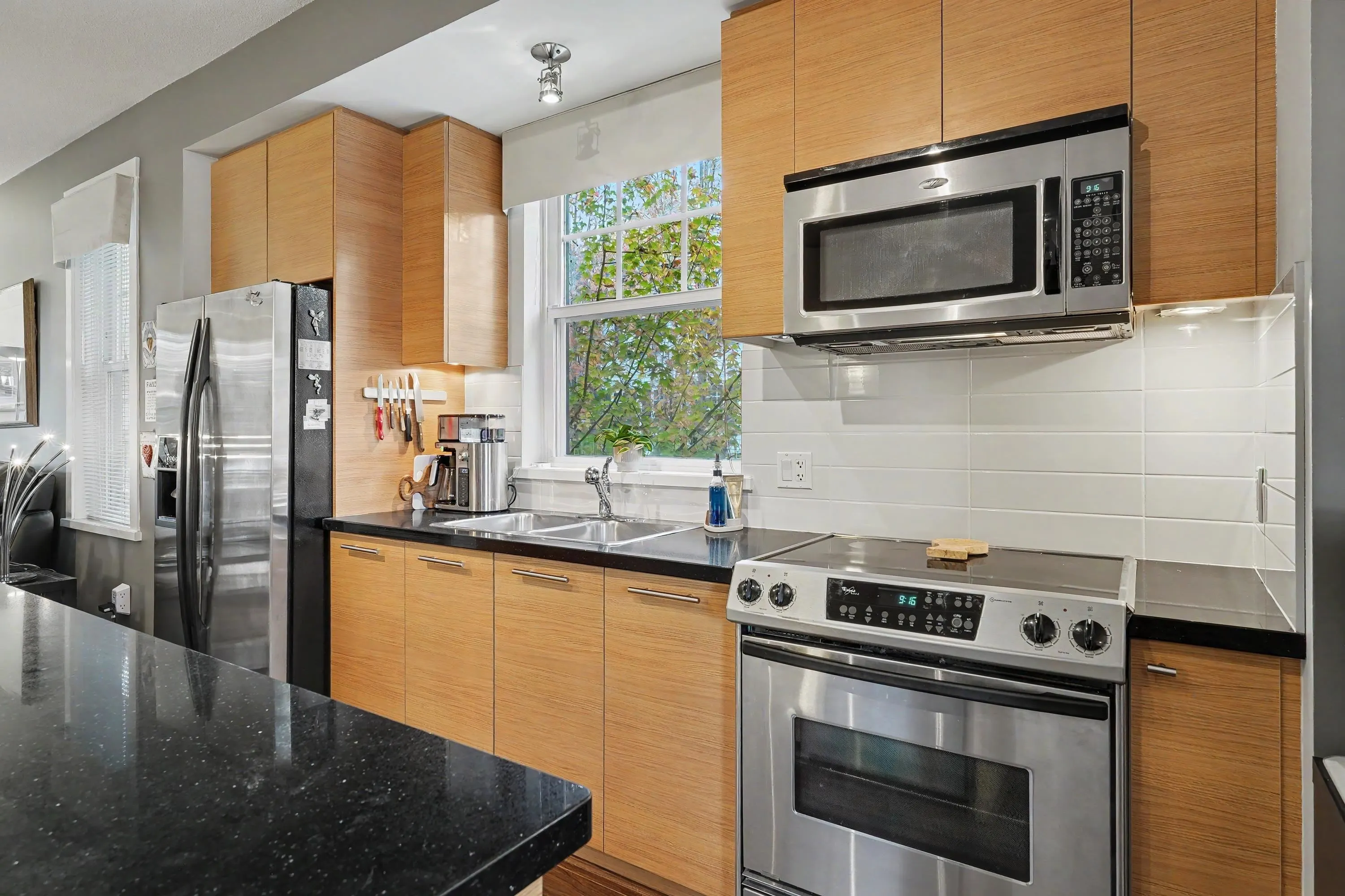 2495 Davies Avenue #4