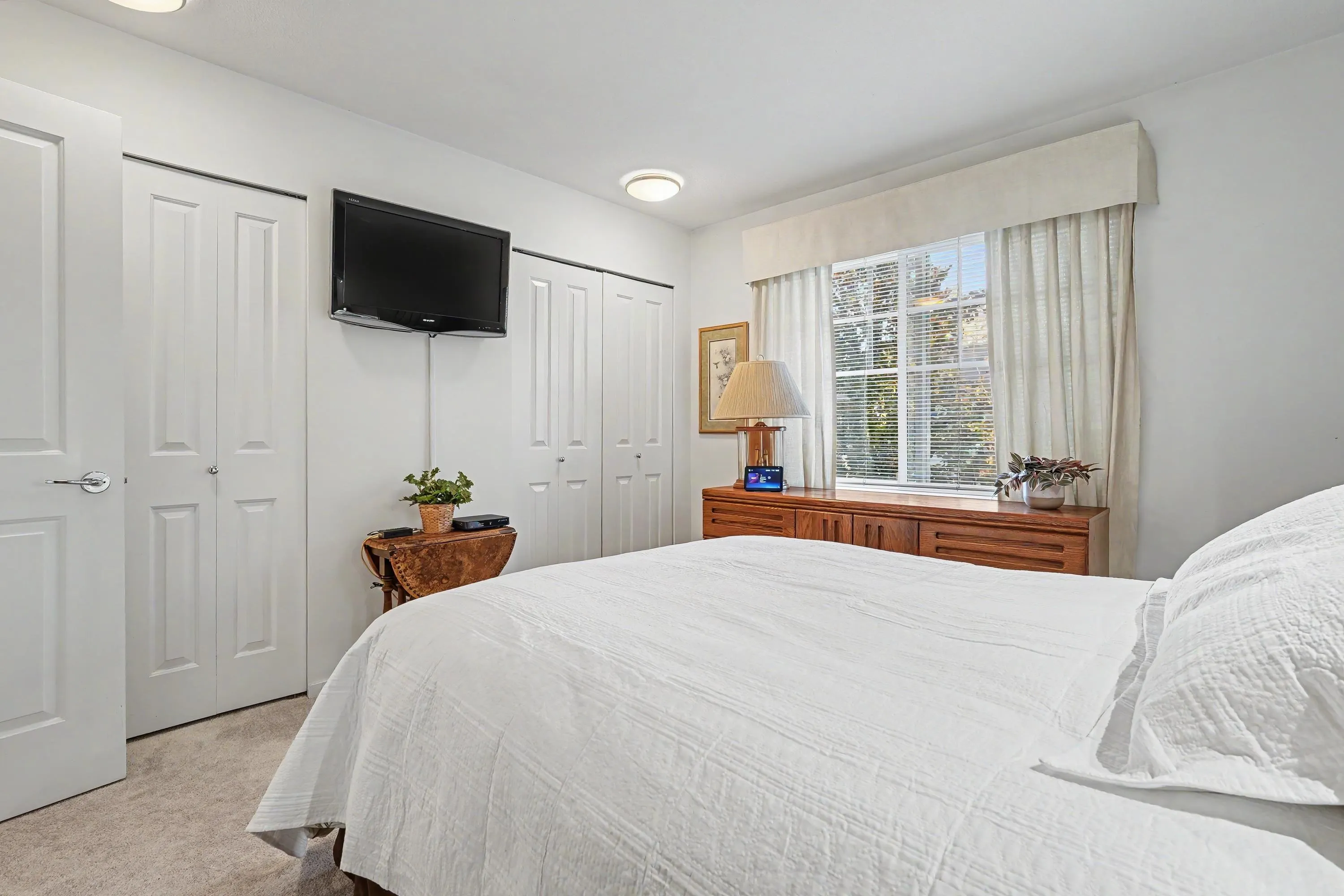 2495 Davies Avenue #4