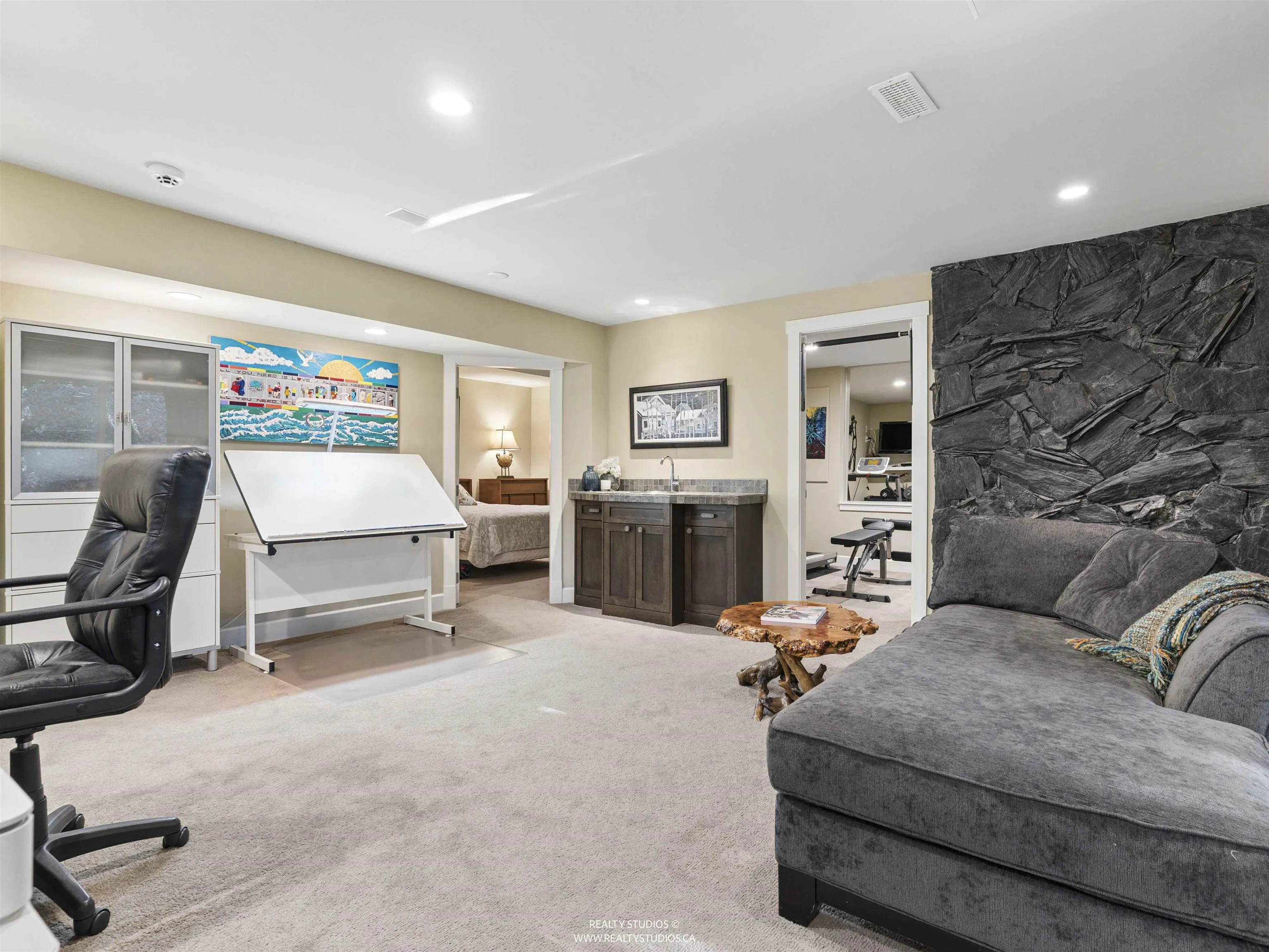 8075 Modesto Drive