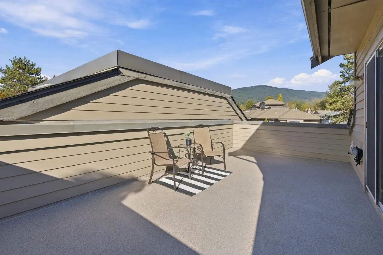 806 Roche Point Drive