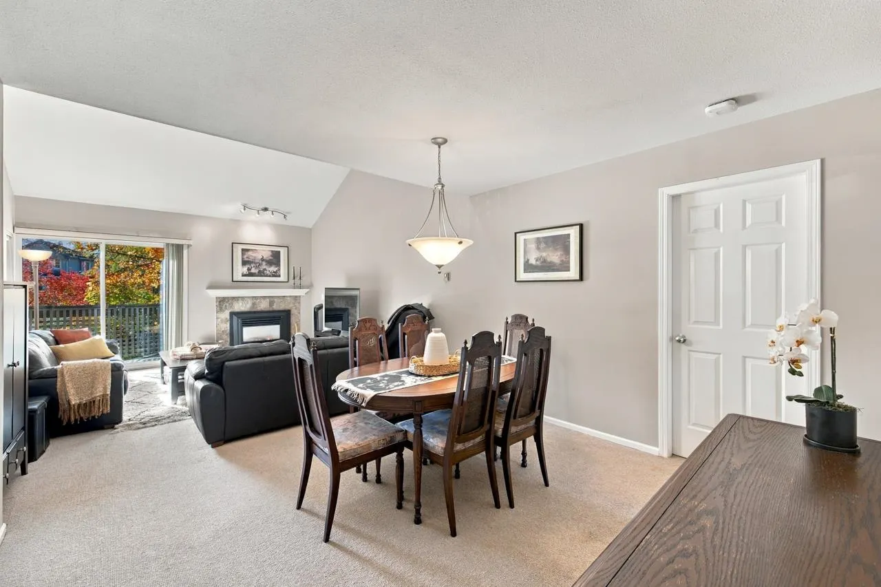 806 Roche Point Drive