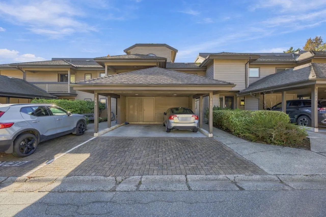 806 Roche Point Drive