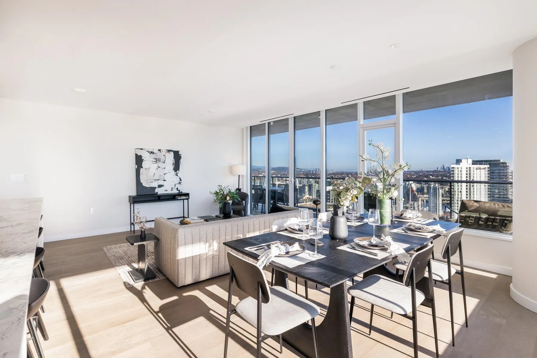 1335 Howe Street #3703