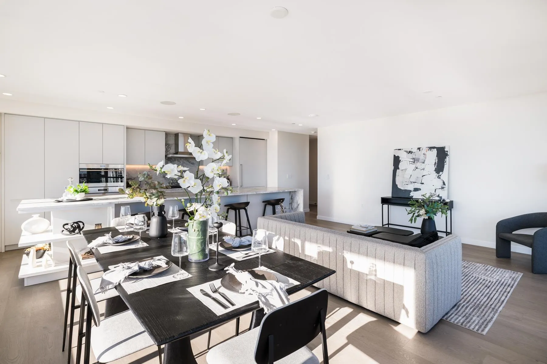 1335 Howe Street #3703
