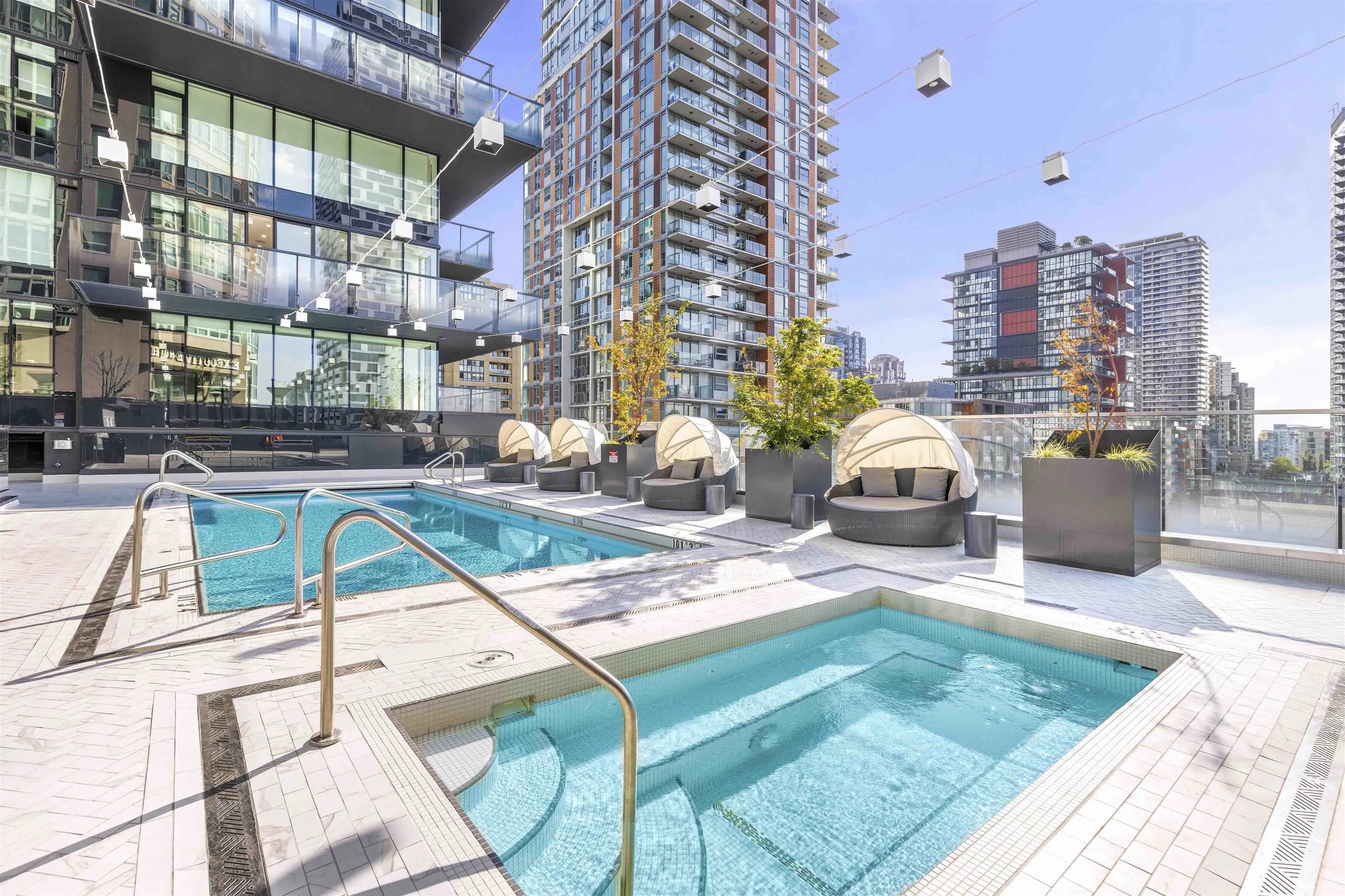 1335 Howe Street #3703