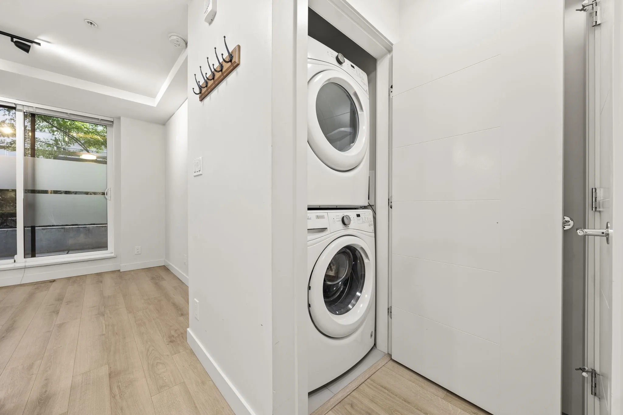 2188 Madison Avenue #104