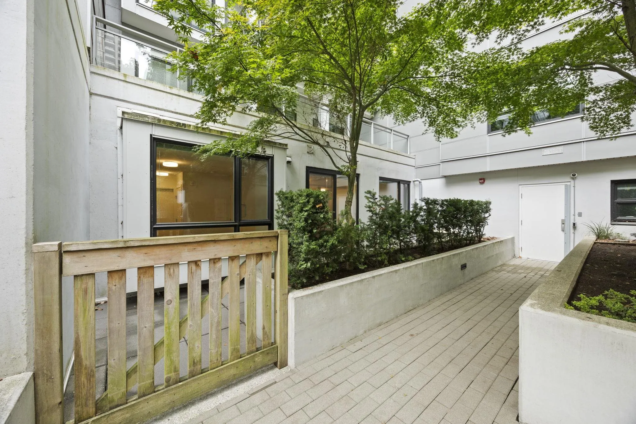 2188 Madison Avenue #104
