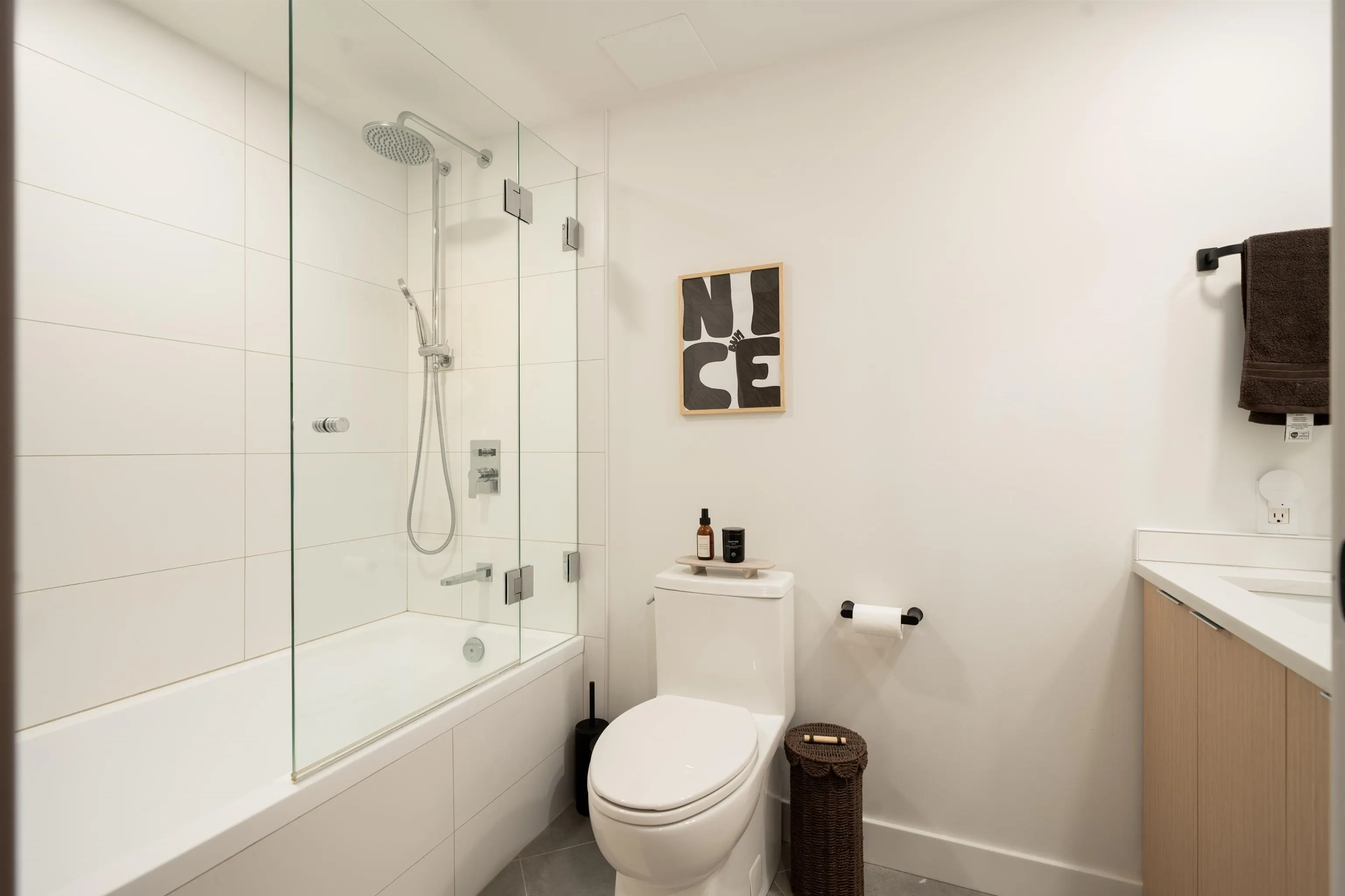 1006 Beach Avenue #501