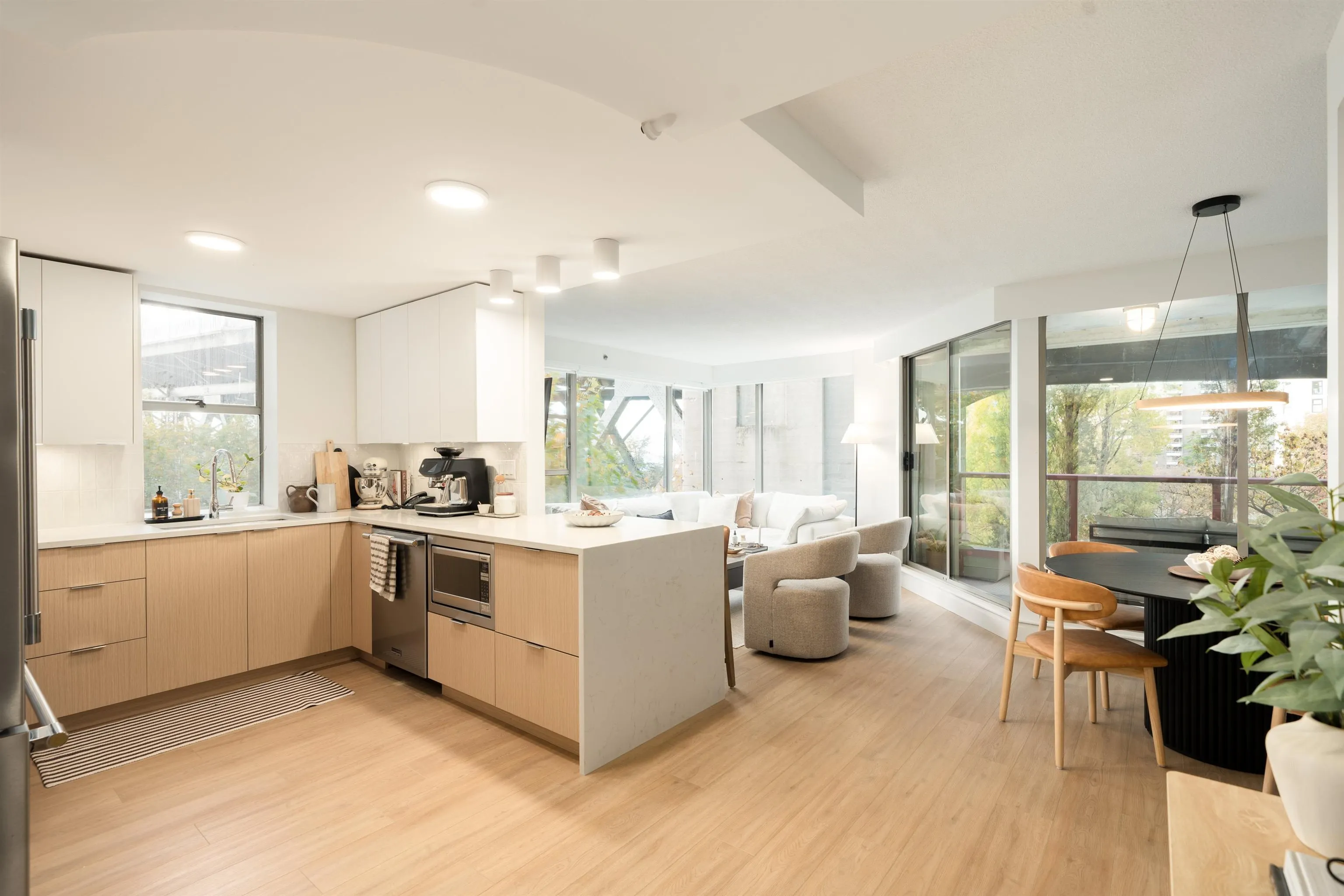 1006 Beach Avenue #501