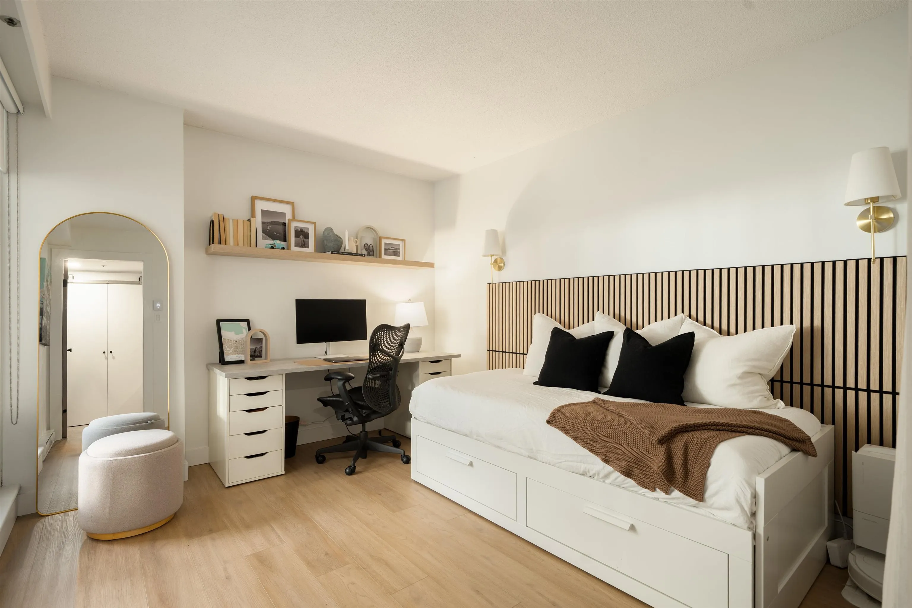 1006 Beach Avenue #501
