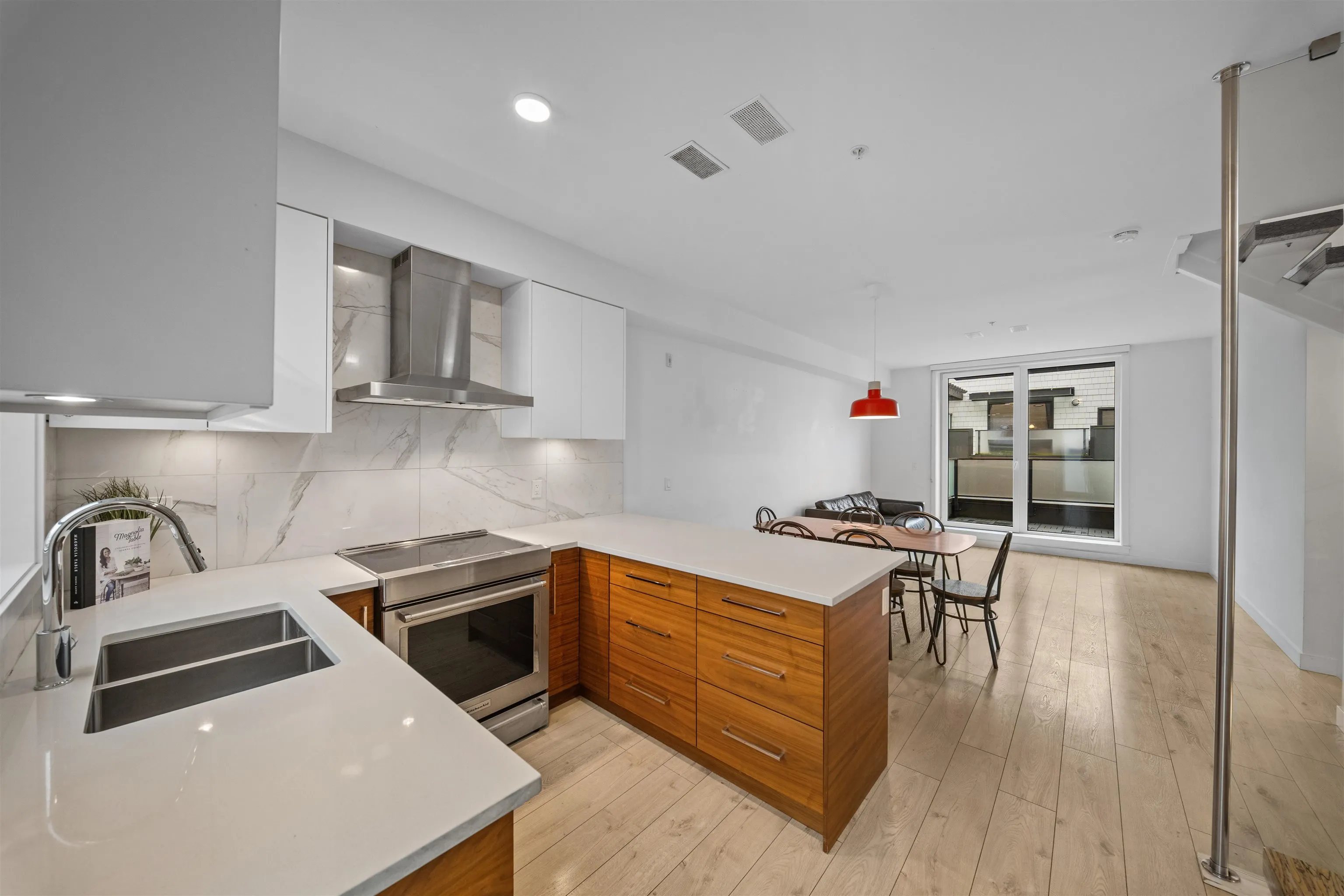 720 E 3rd Street #28