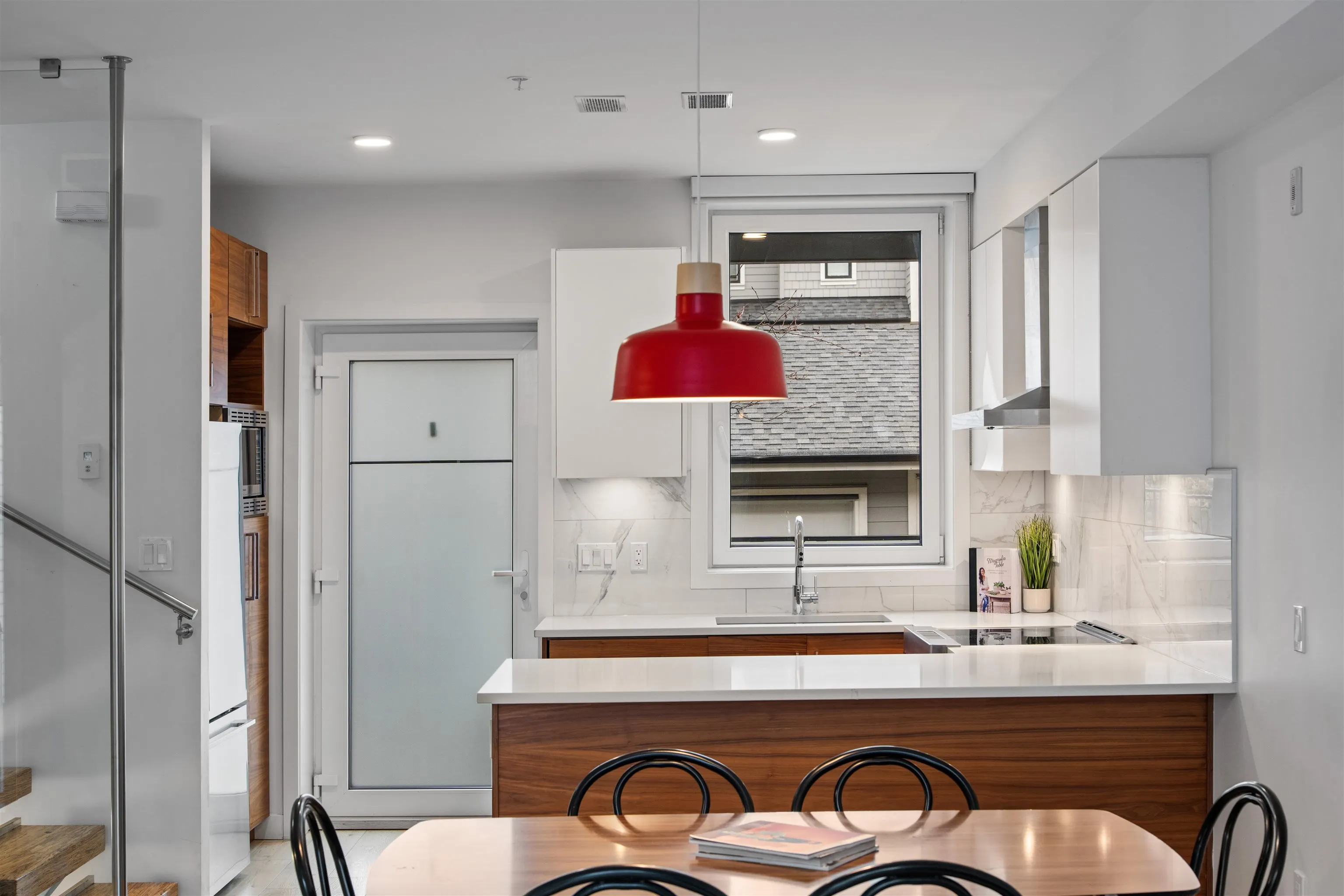 720 E 3rd Street #28