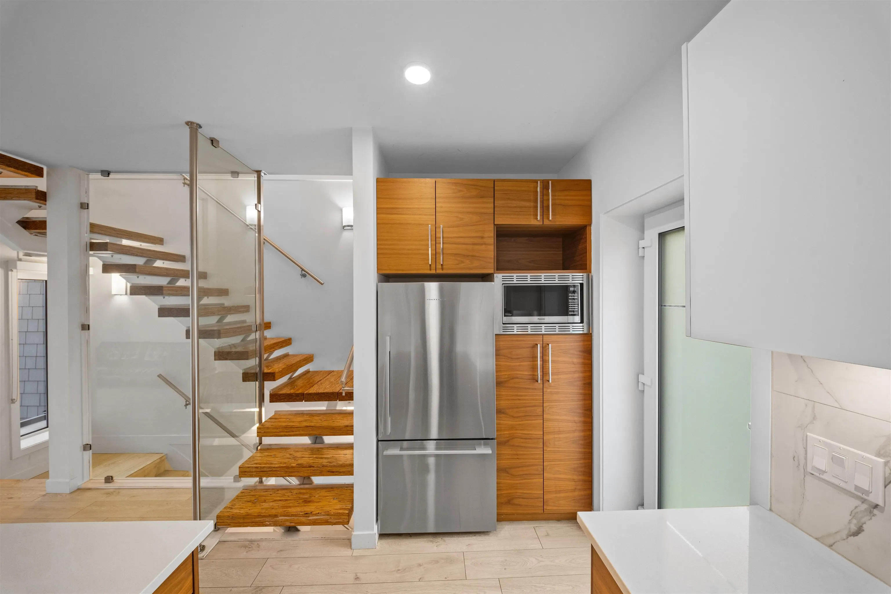 720 E 3rd Street #28