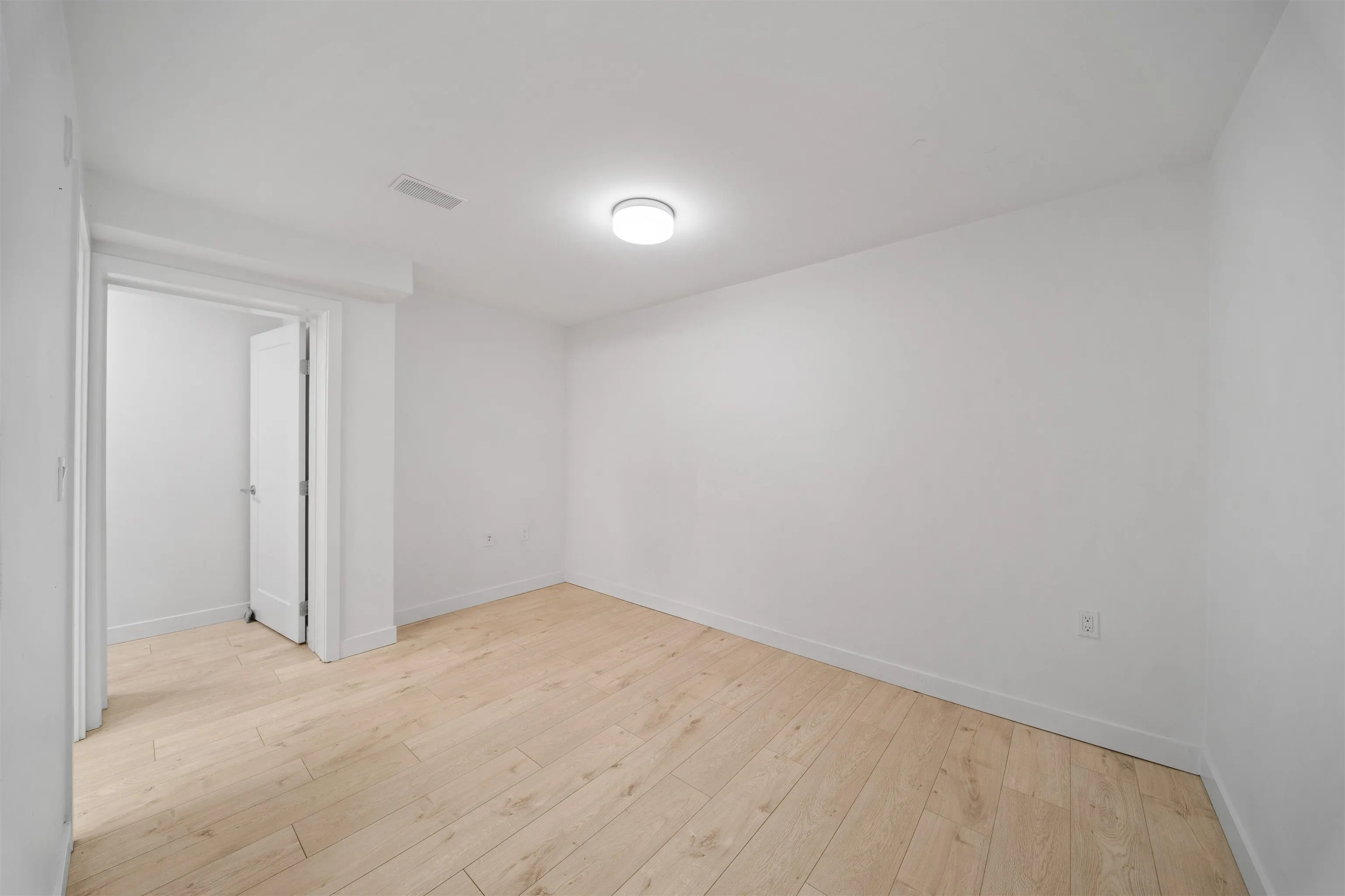 720 E 3rd Street #28