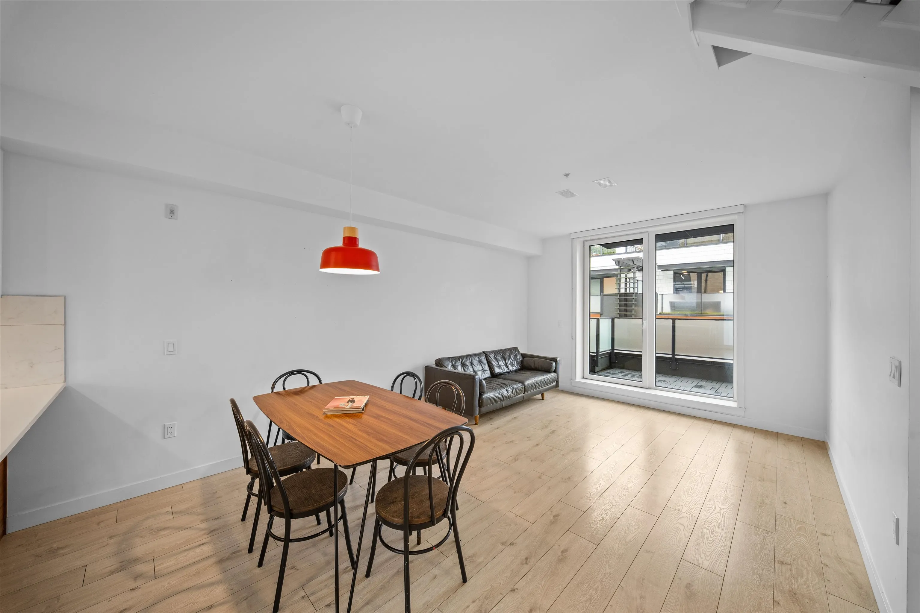720 E 3rd Street #28