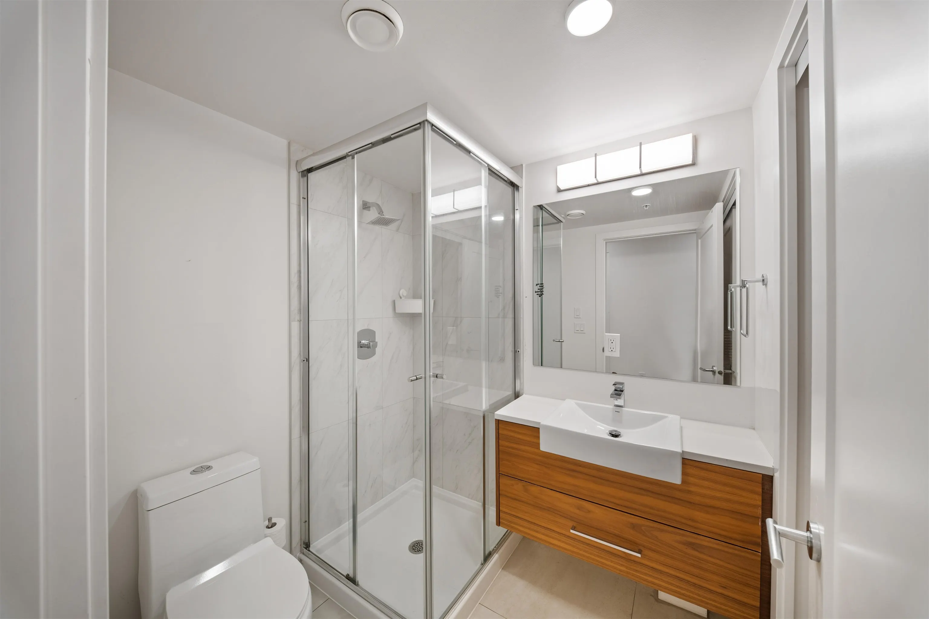 720 E 3rd Street #28