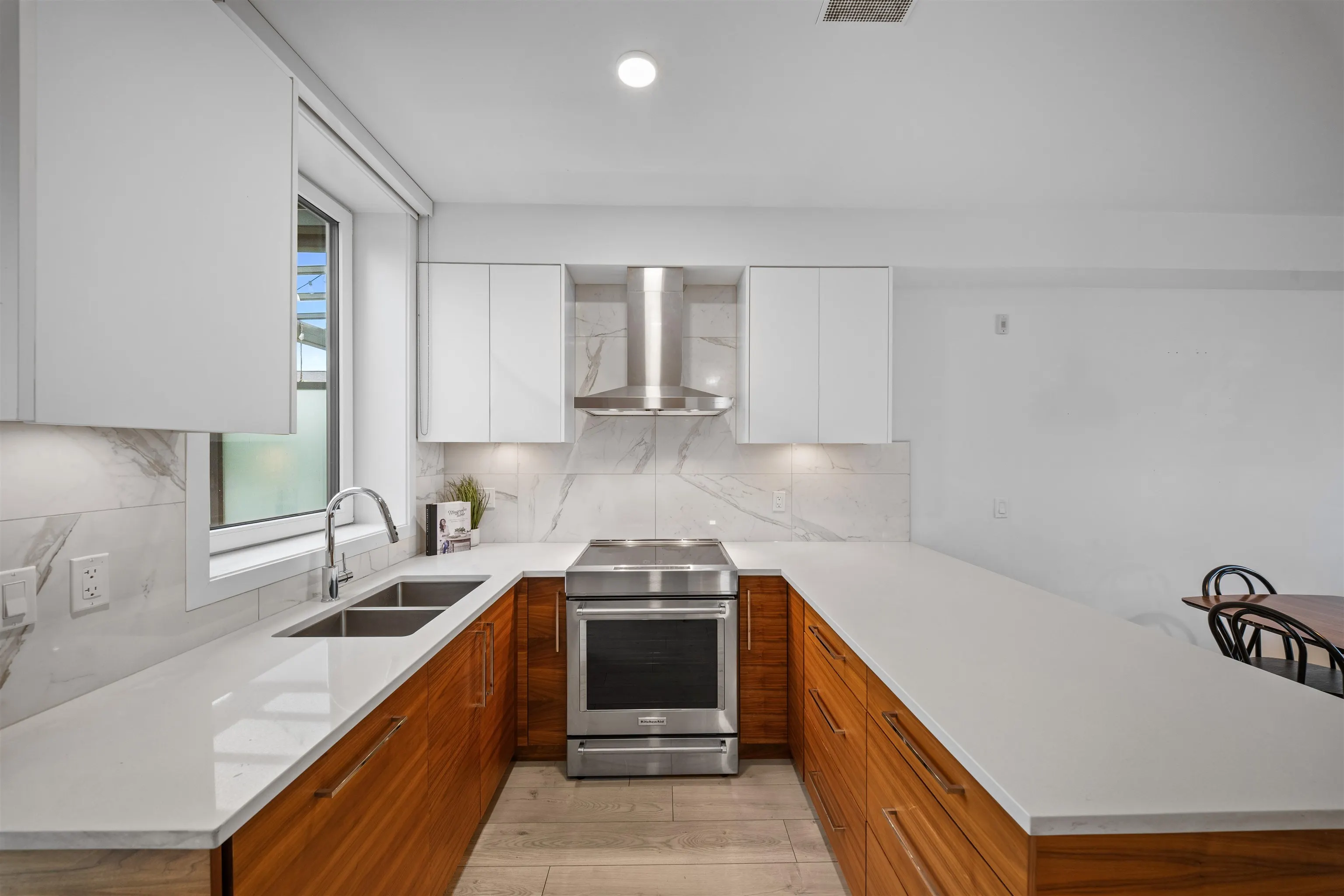 720 E 3rd Street #28