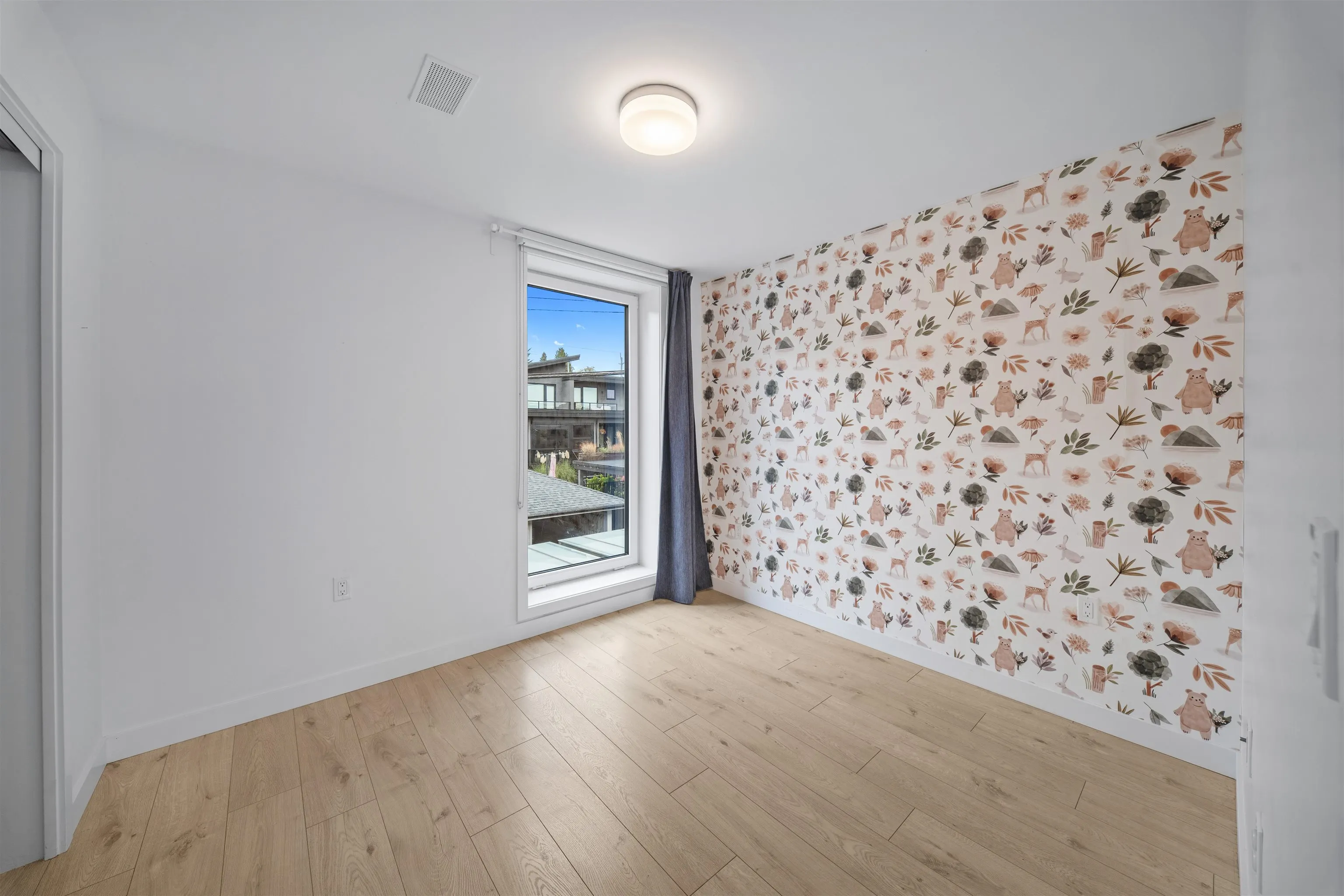 720 E 3rd Street #28