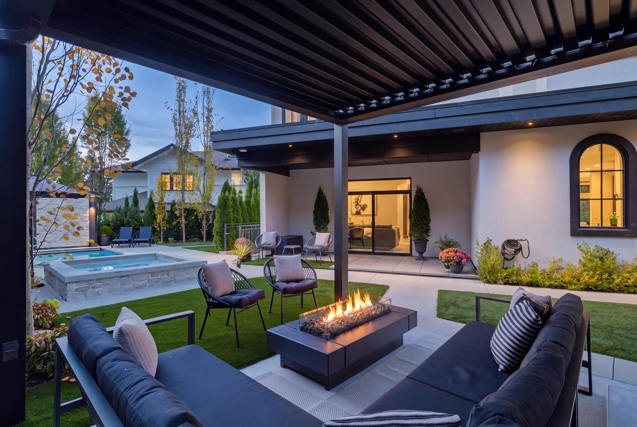 280 Monteray Avenue