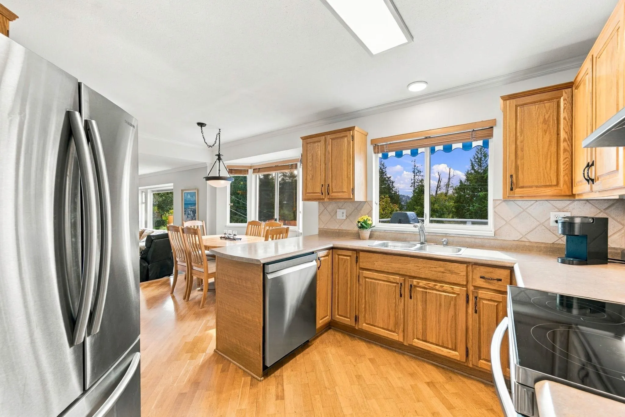 3950 Sparrow Lane