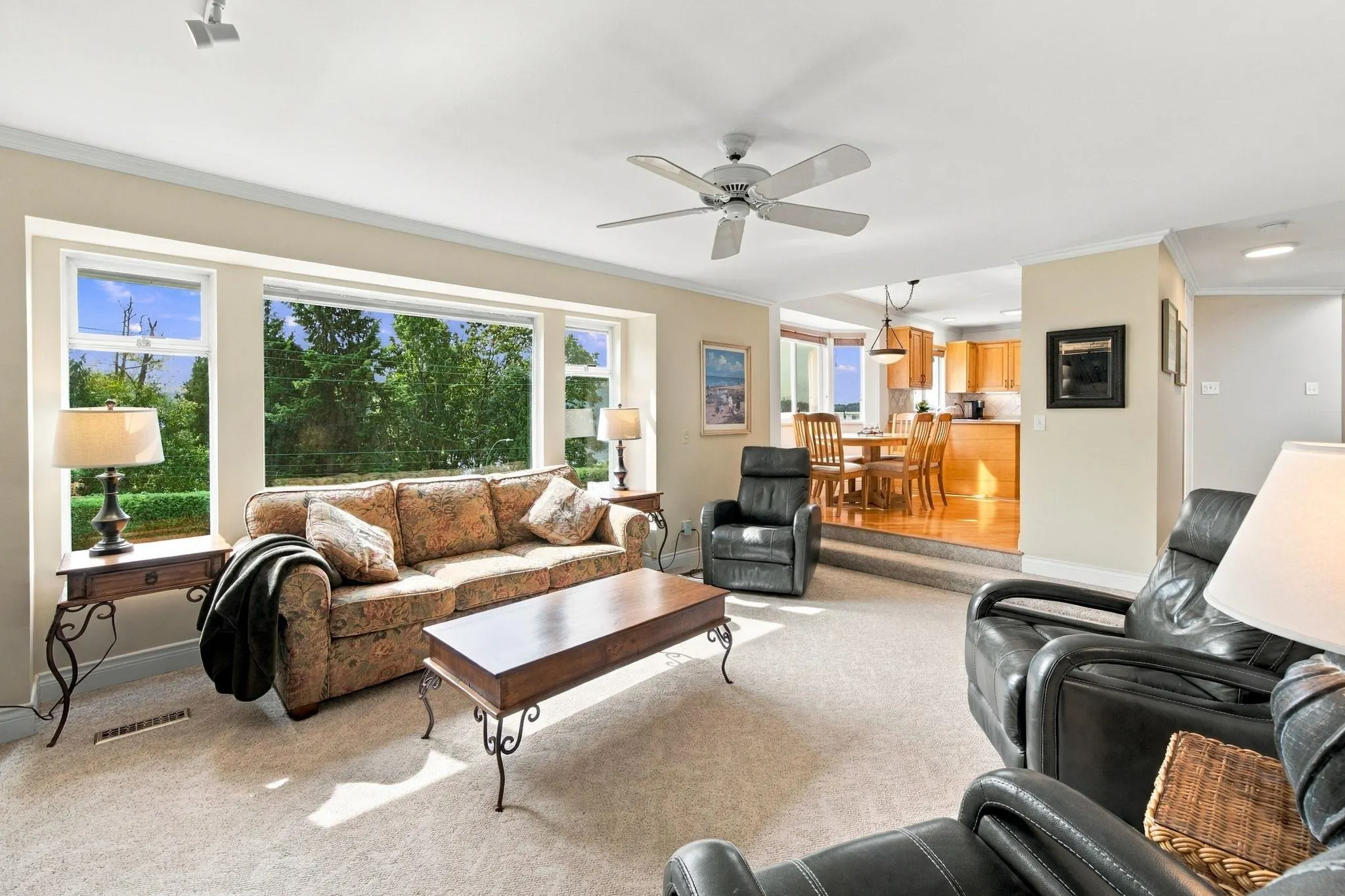 3950 Sparrow Lane