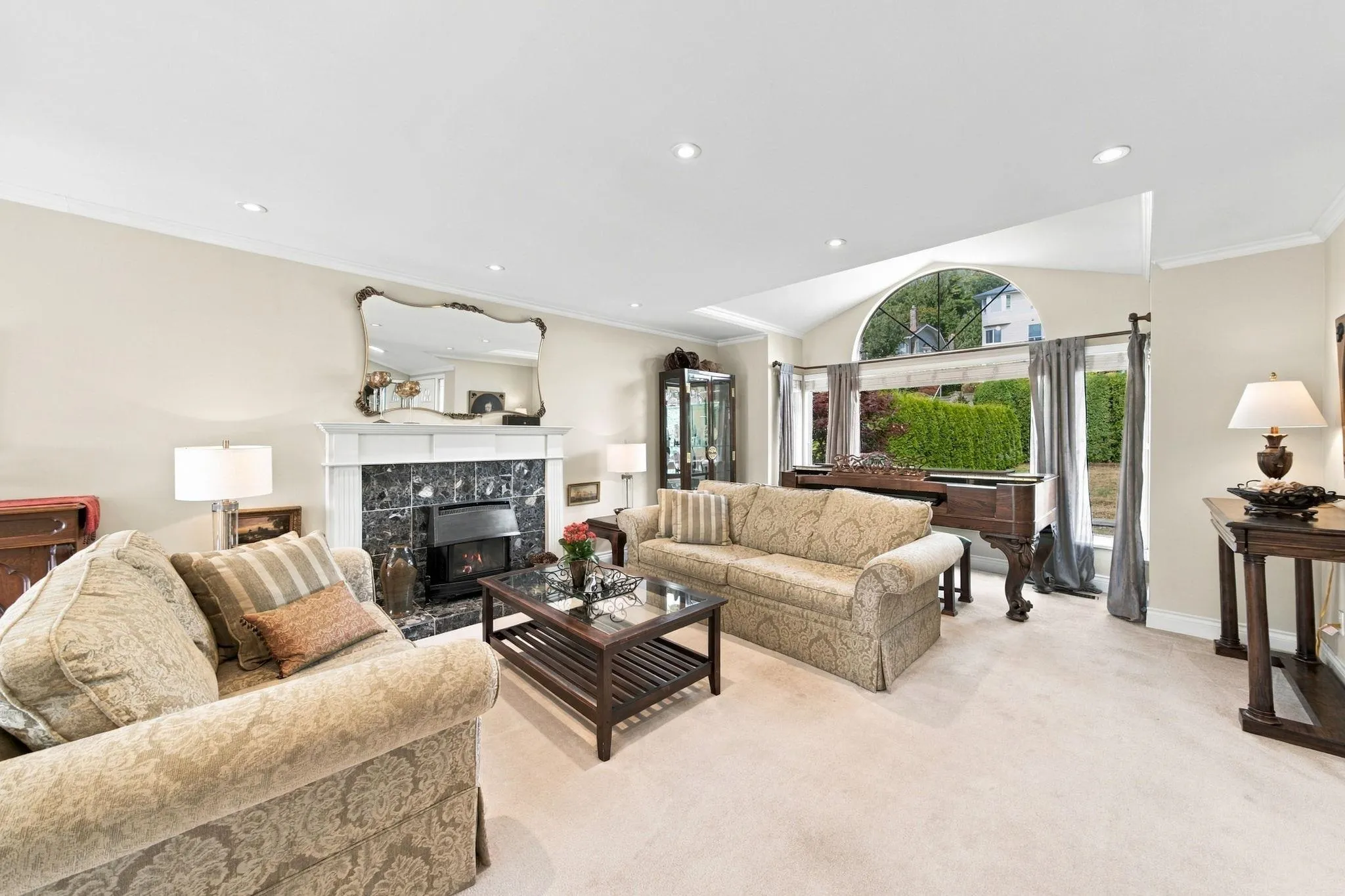 3950 Sparrow Lane