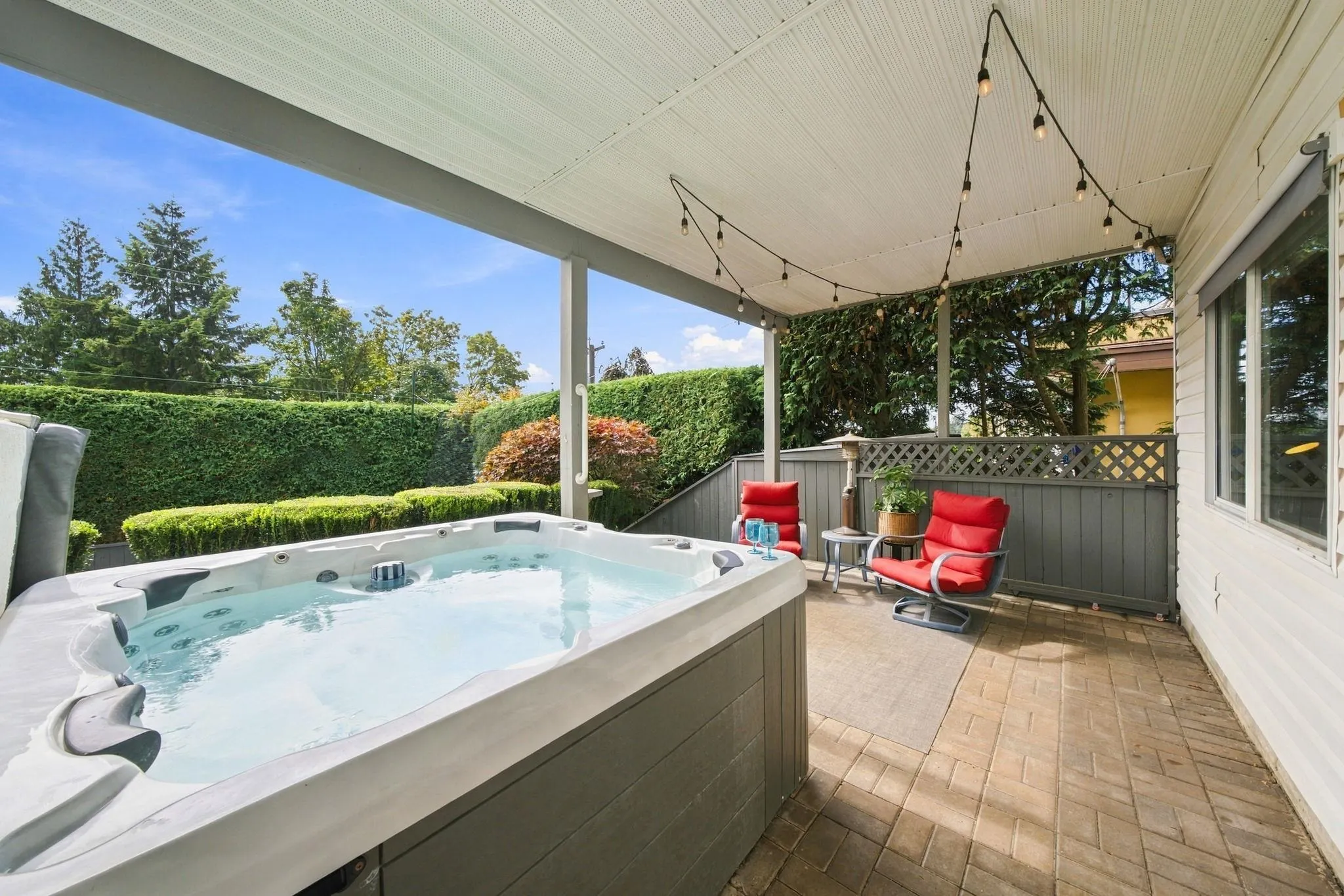 3950 Sparrow Lane