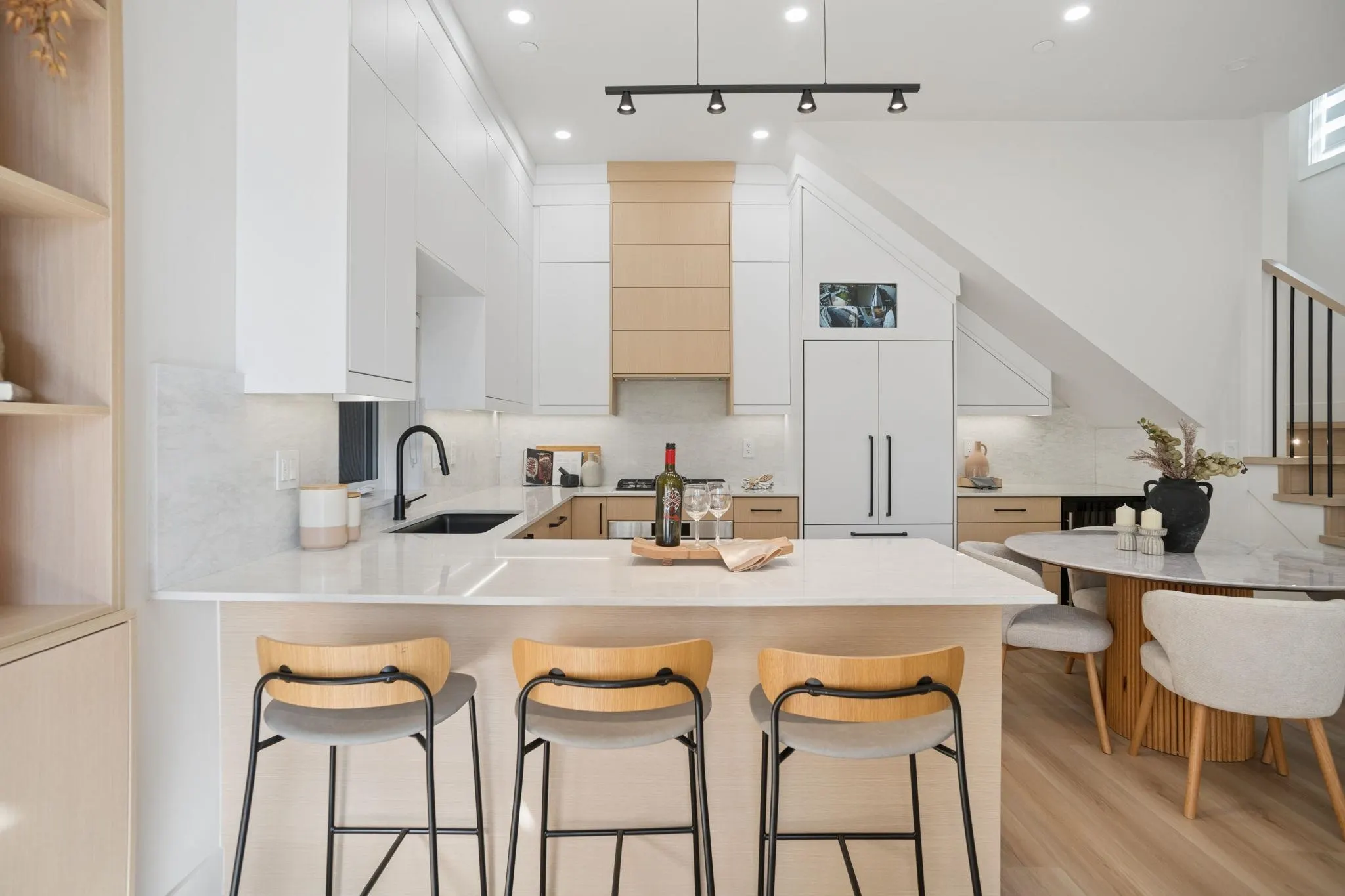 2897 E 45th Avenue #1