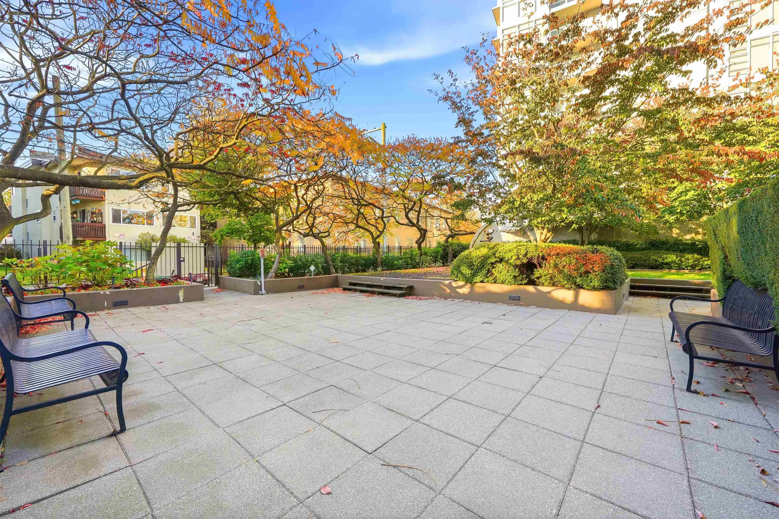 1068 W Broadway #709