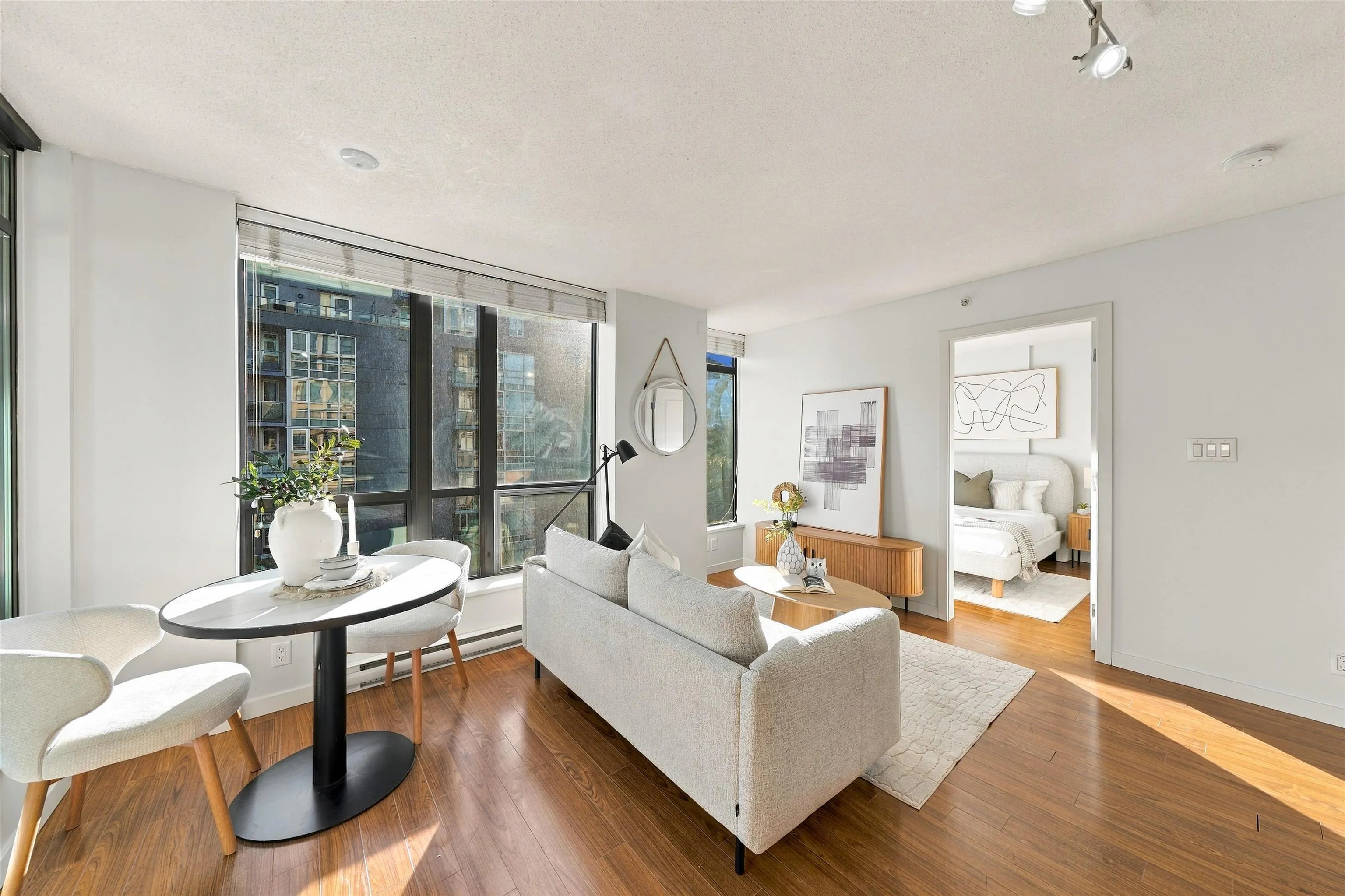 1068 W Broadway #709