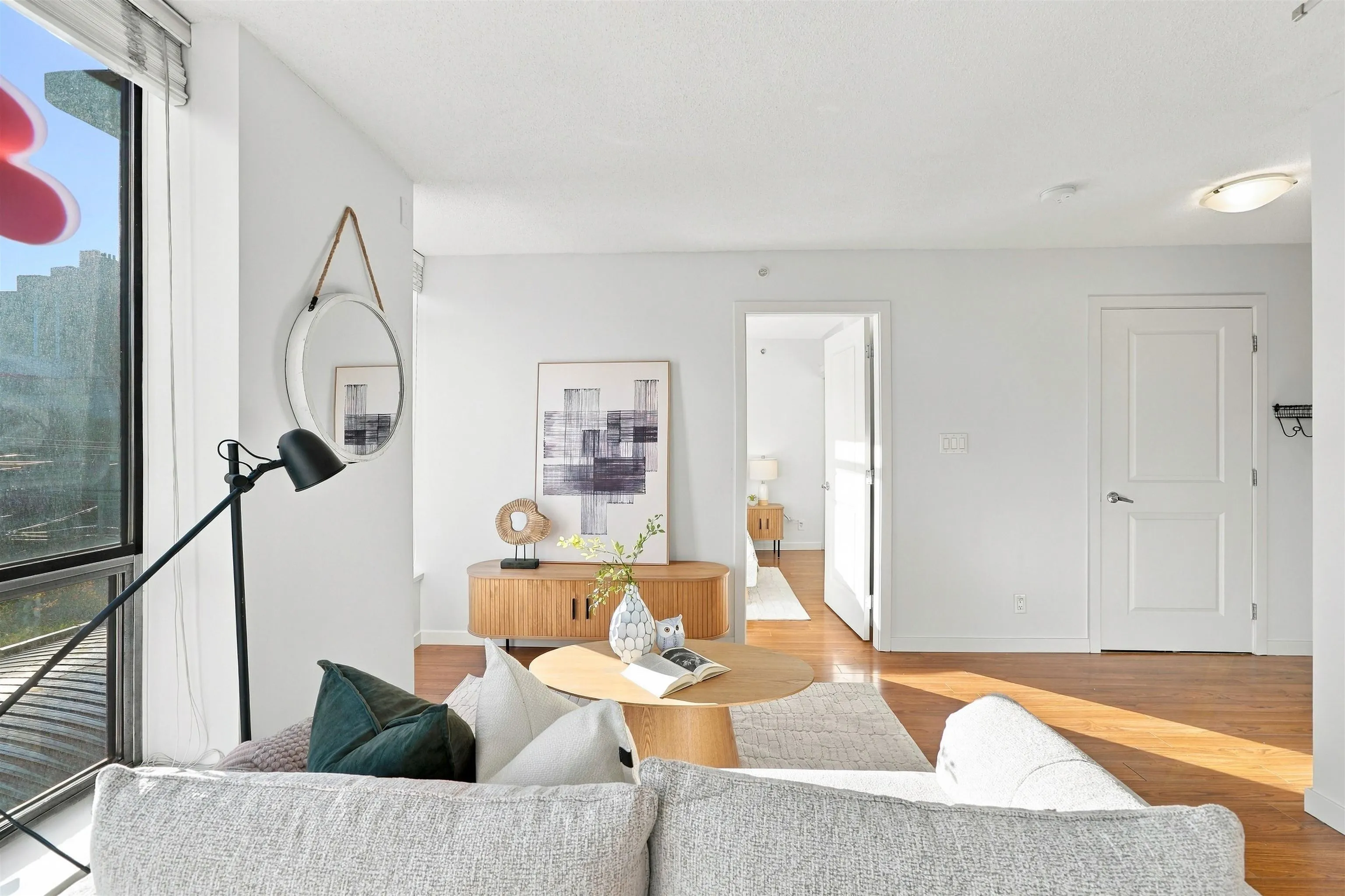 1068 W Broadway #709