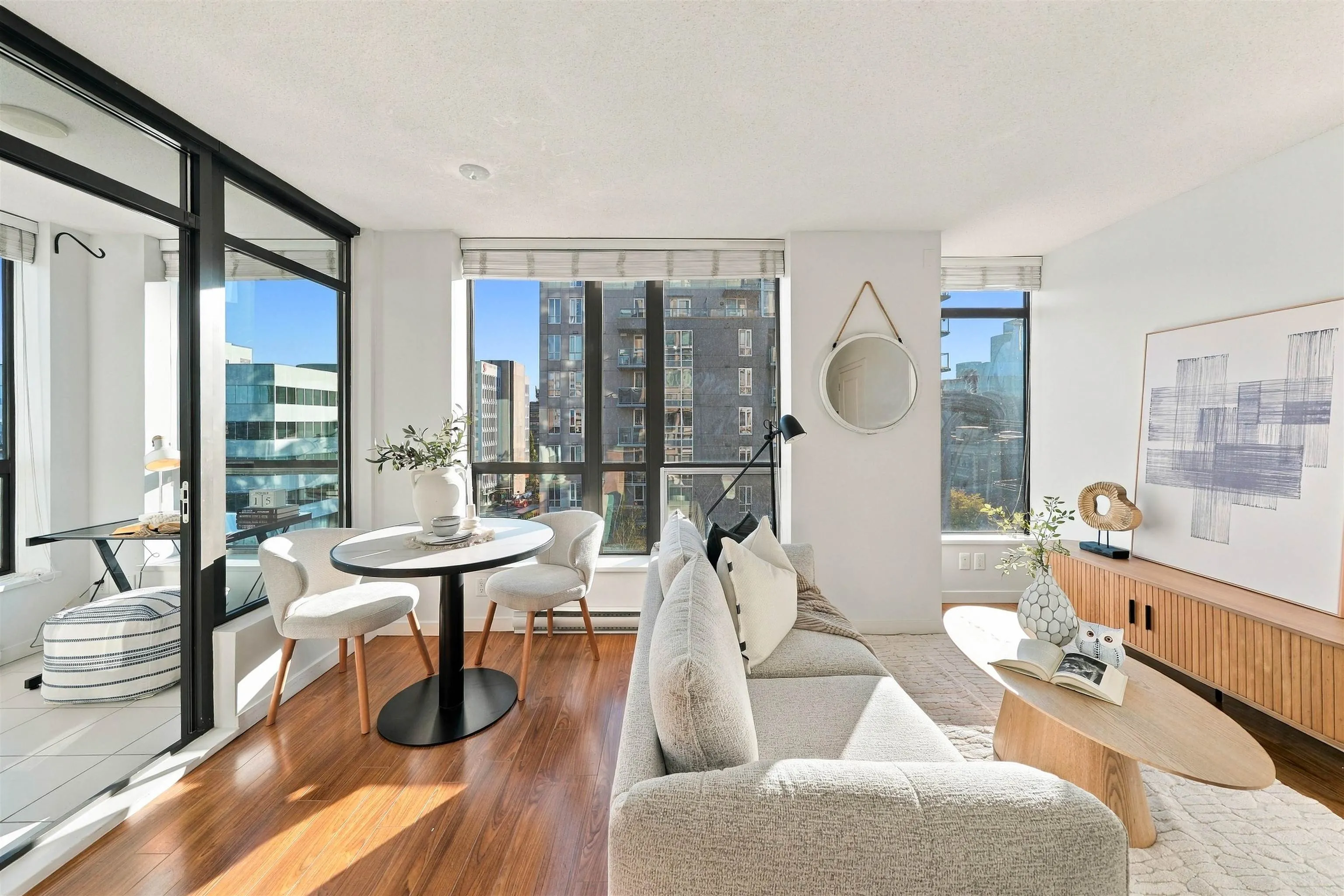 1068 W Broadway #709