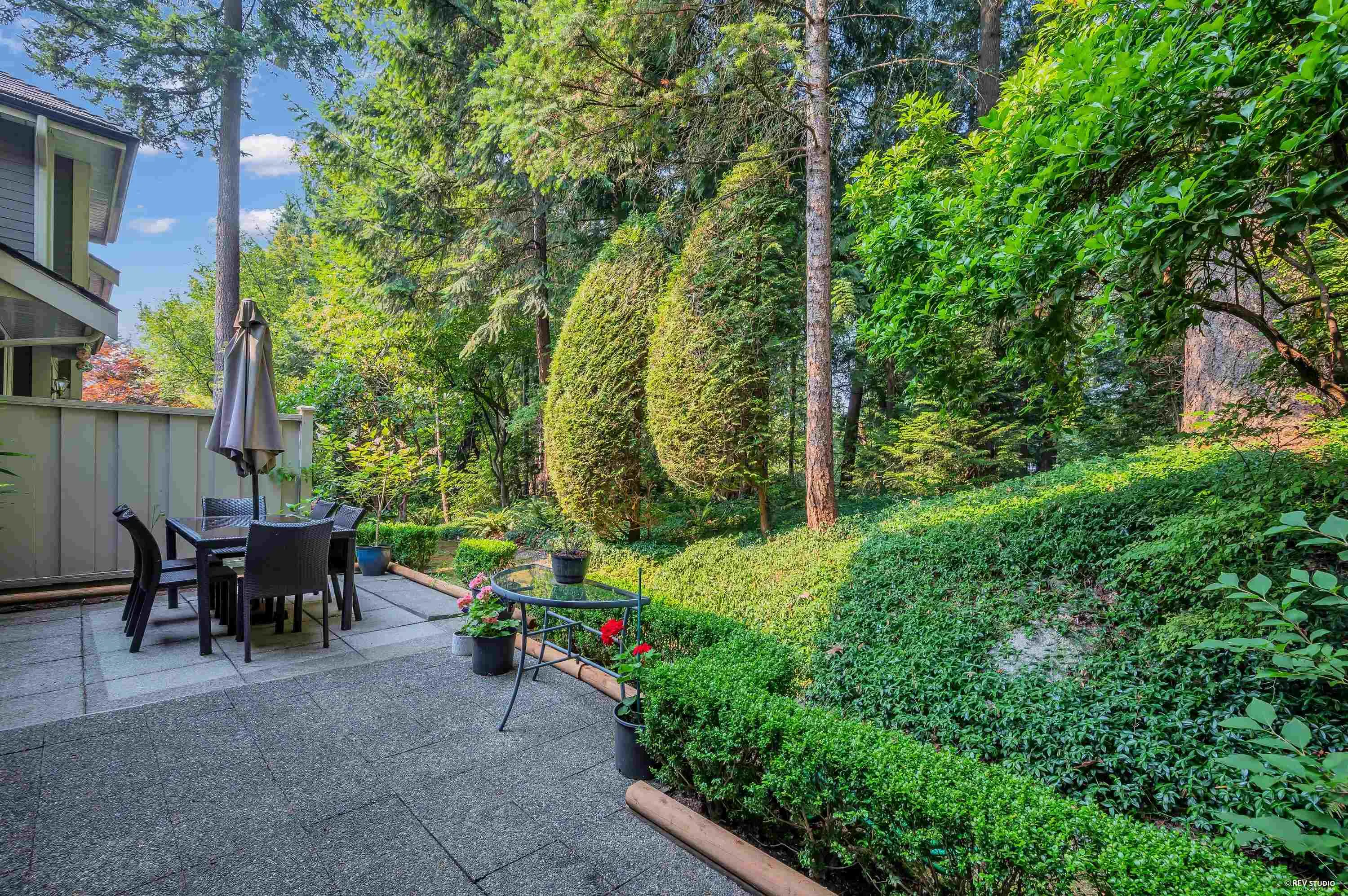 181 Ravine Drive #9