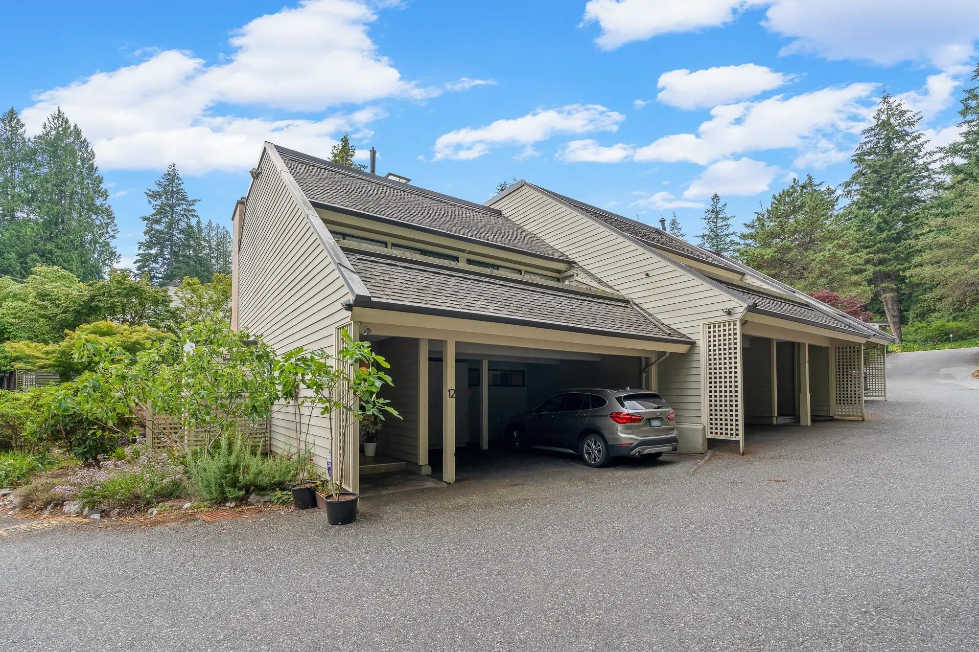 4957 Marine Drive #12