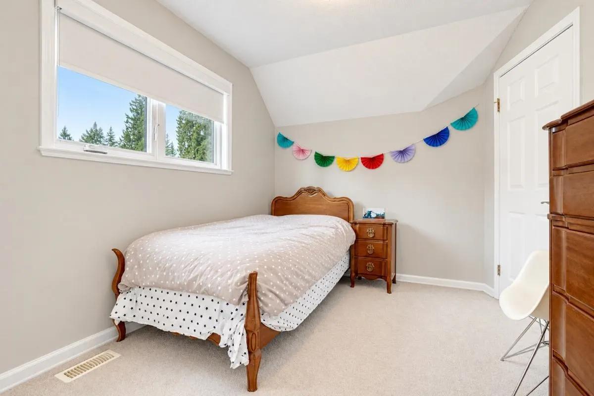 696 Wellington Place