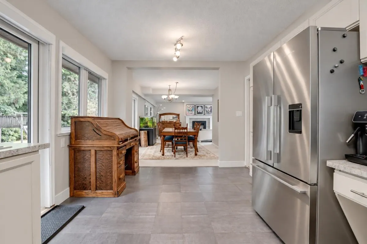 696 Wellington Place