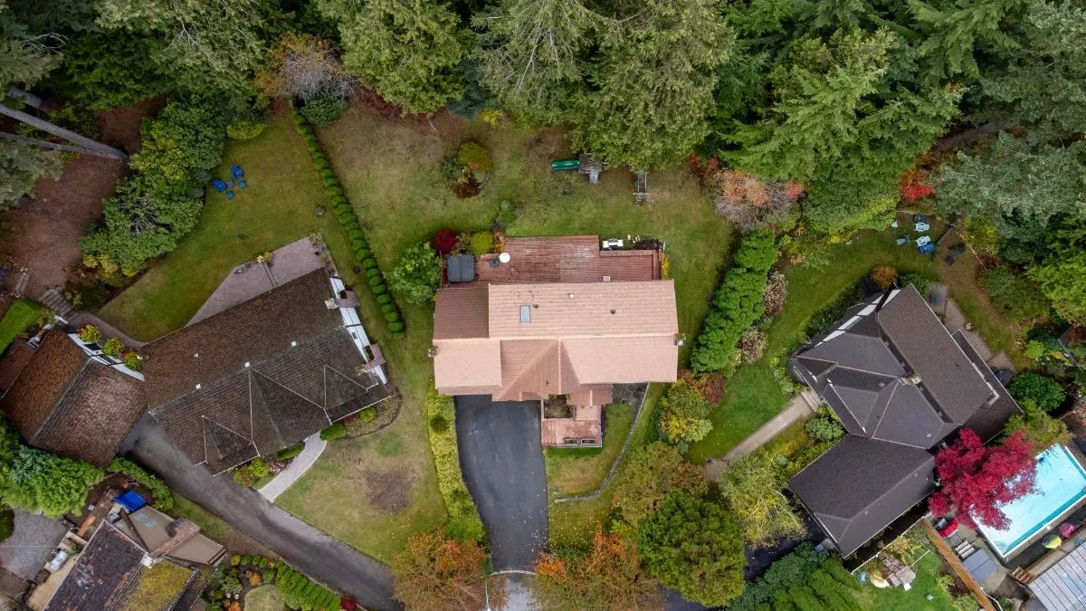 696 Wellington Place