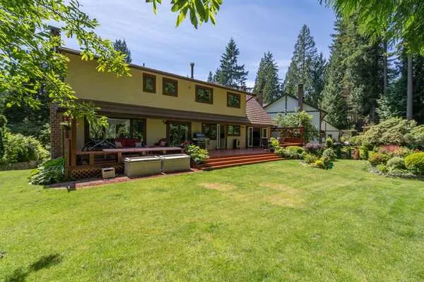 696 Wellington Place