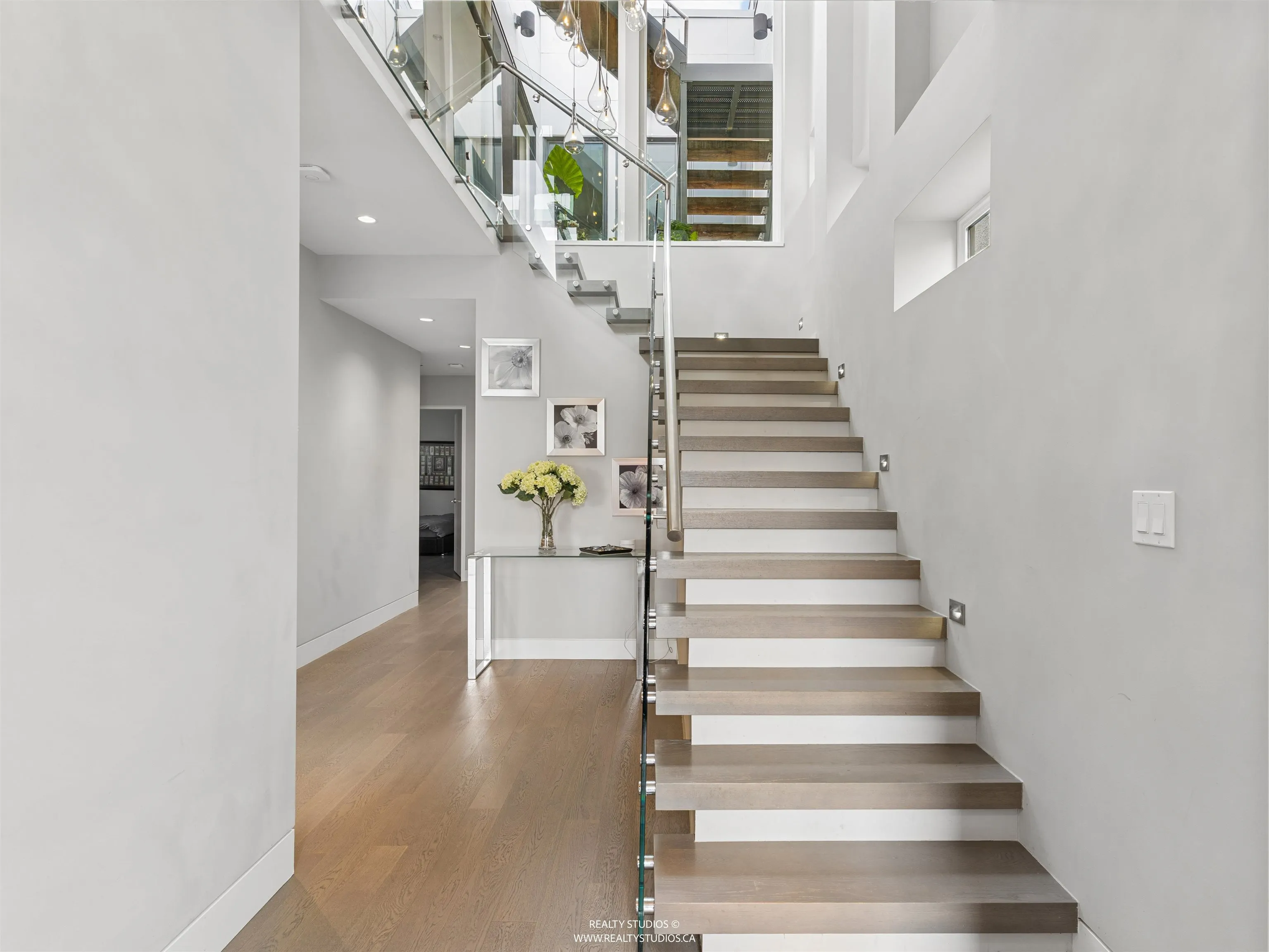 23 Ellesmere Avenue