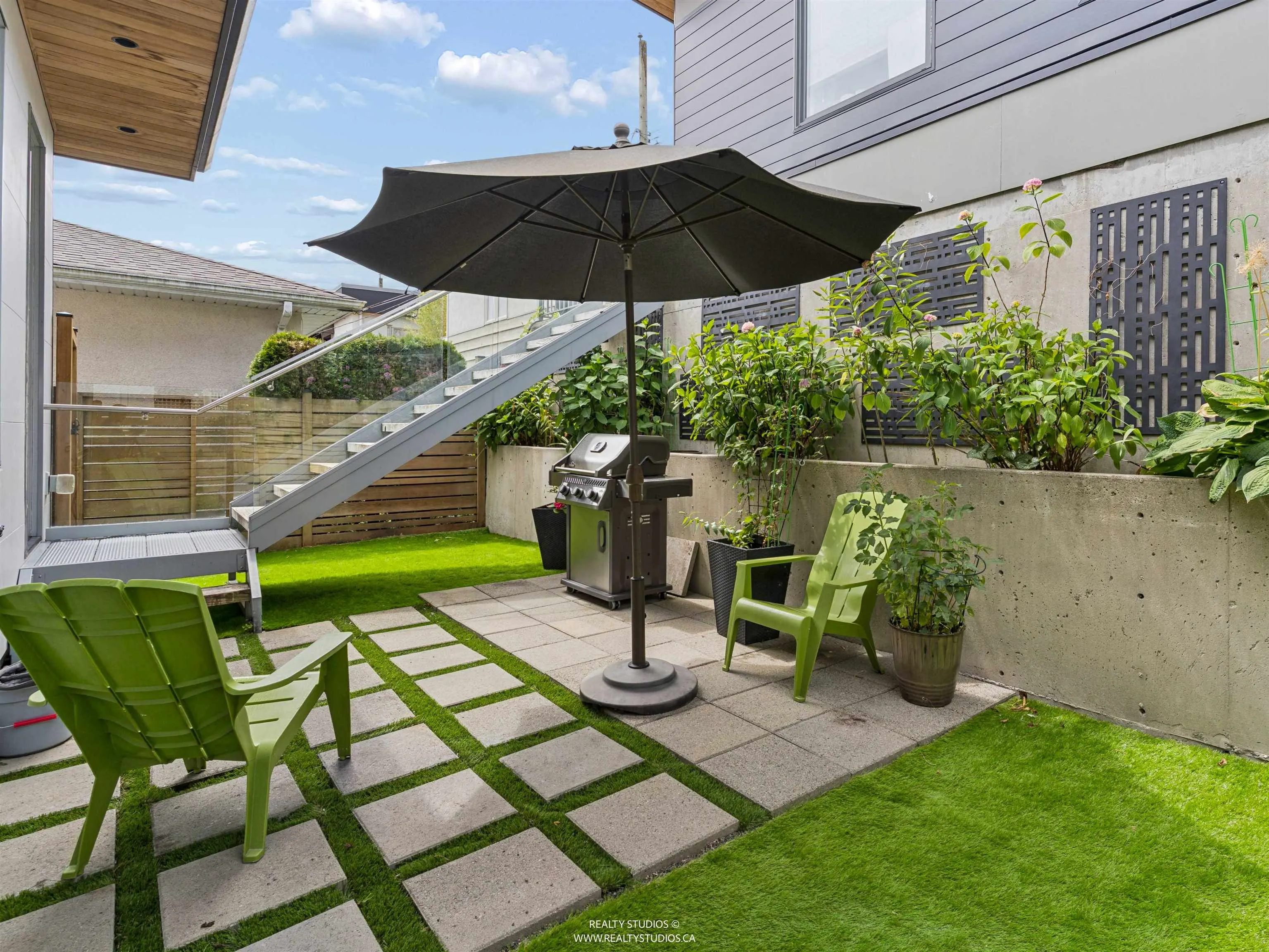 23 Ellesmere Avenue