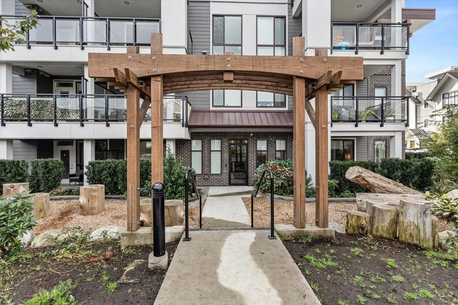 6045 Chilliwack River Road #104